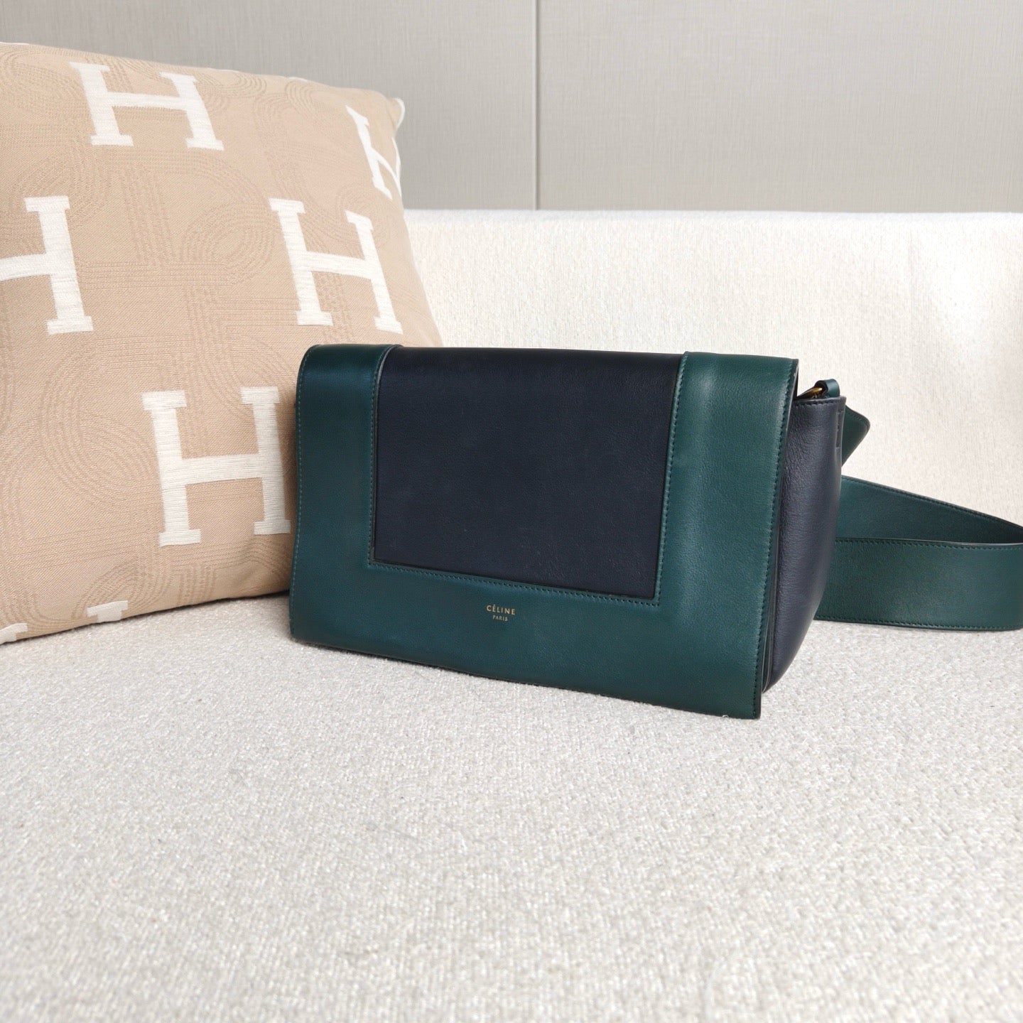 Celine - Frame - Cowhide leather - Dark Green and Black - (medium)