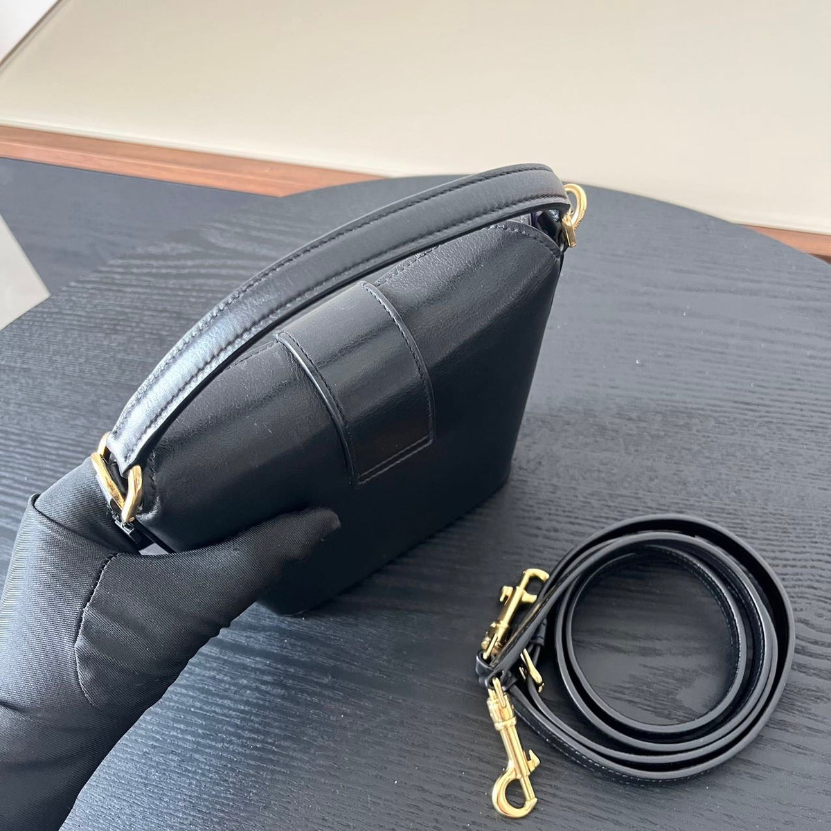 CELINE - Louise Mini - Leather - Black - (mini)