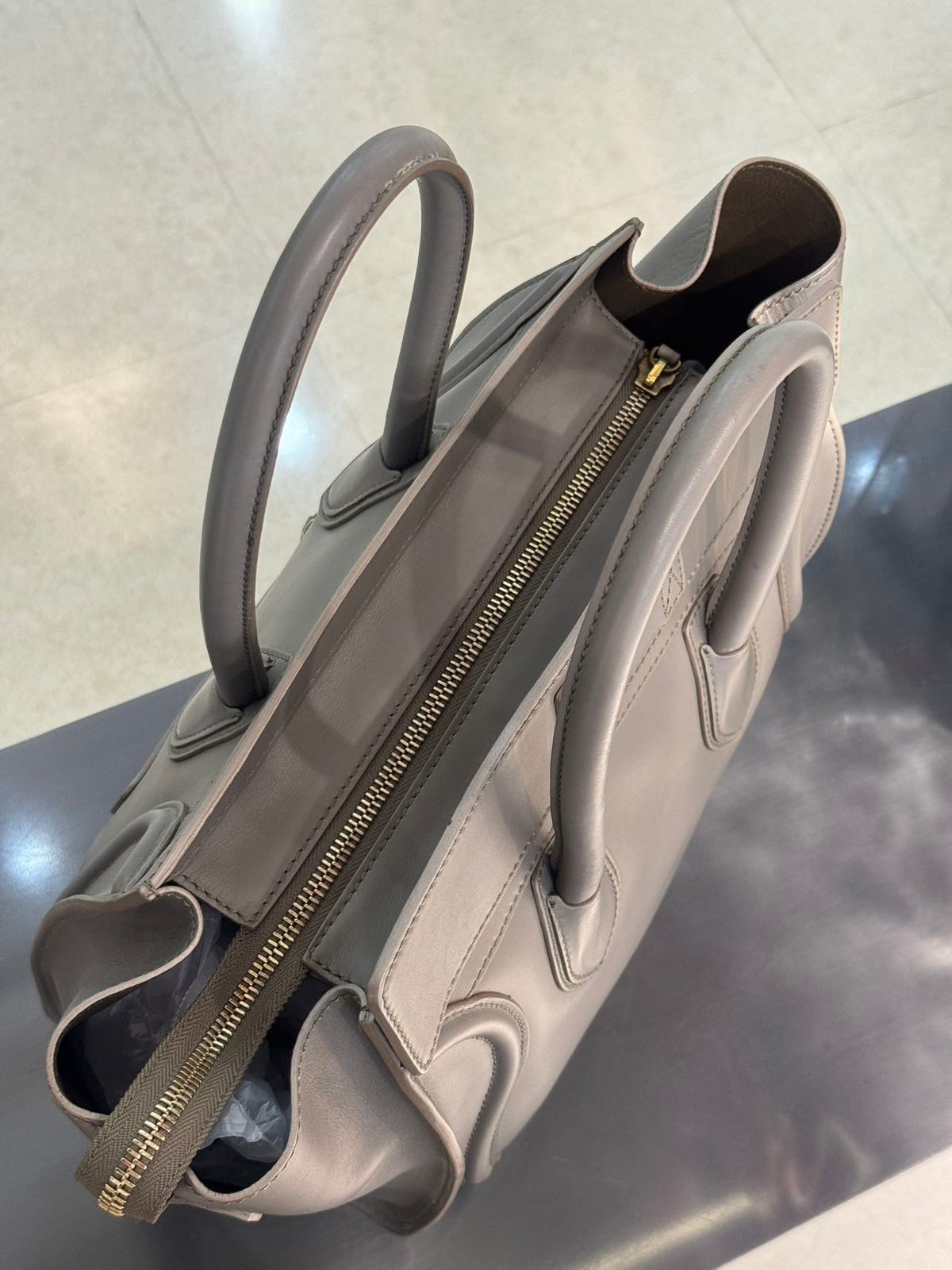 Celine - Luggage Large - Leather - Grey - (large)