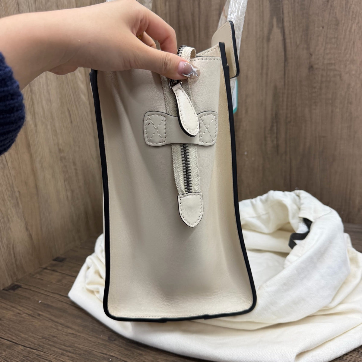 Celine - Luggage - Leather - Beige