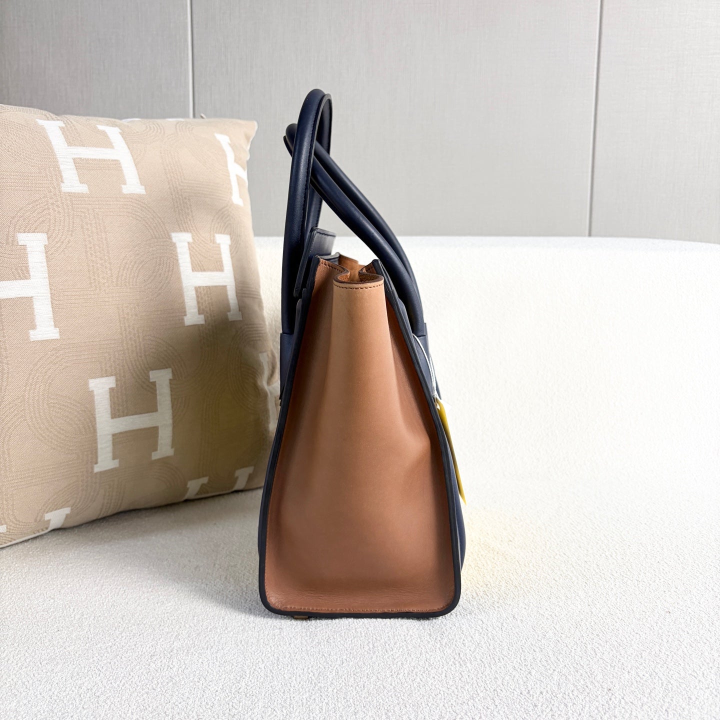 Celine - Luggage - Leather - Multicolour - (Medium)