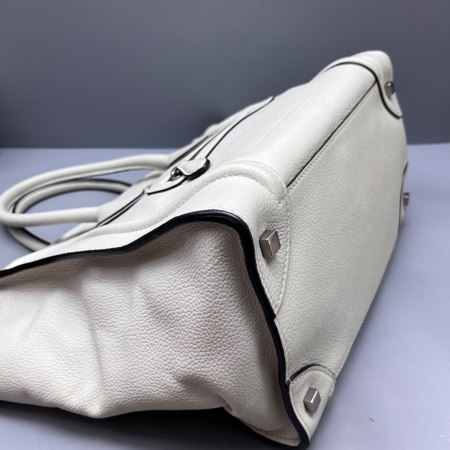 Celine - Luggage - Leather - White - (medium)