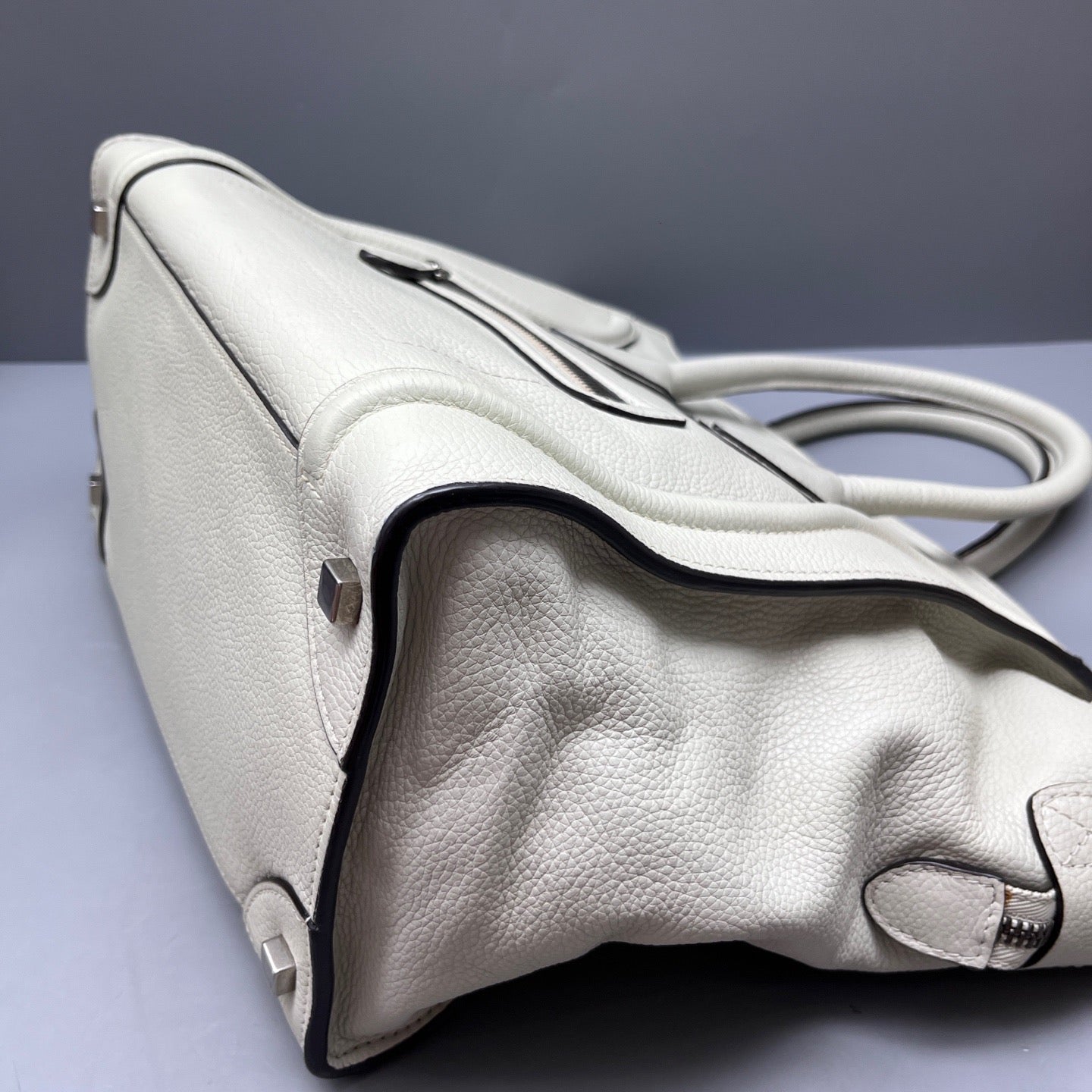 Celine - Luggage - Leather - White - (medium)