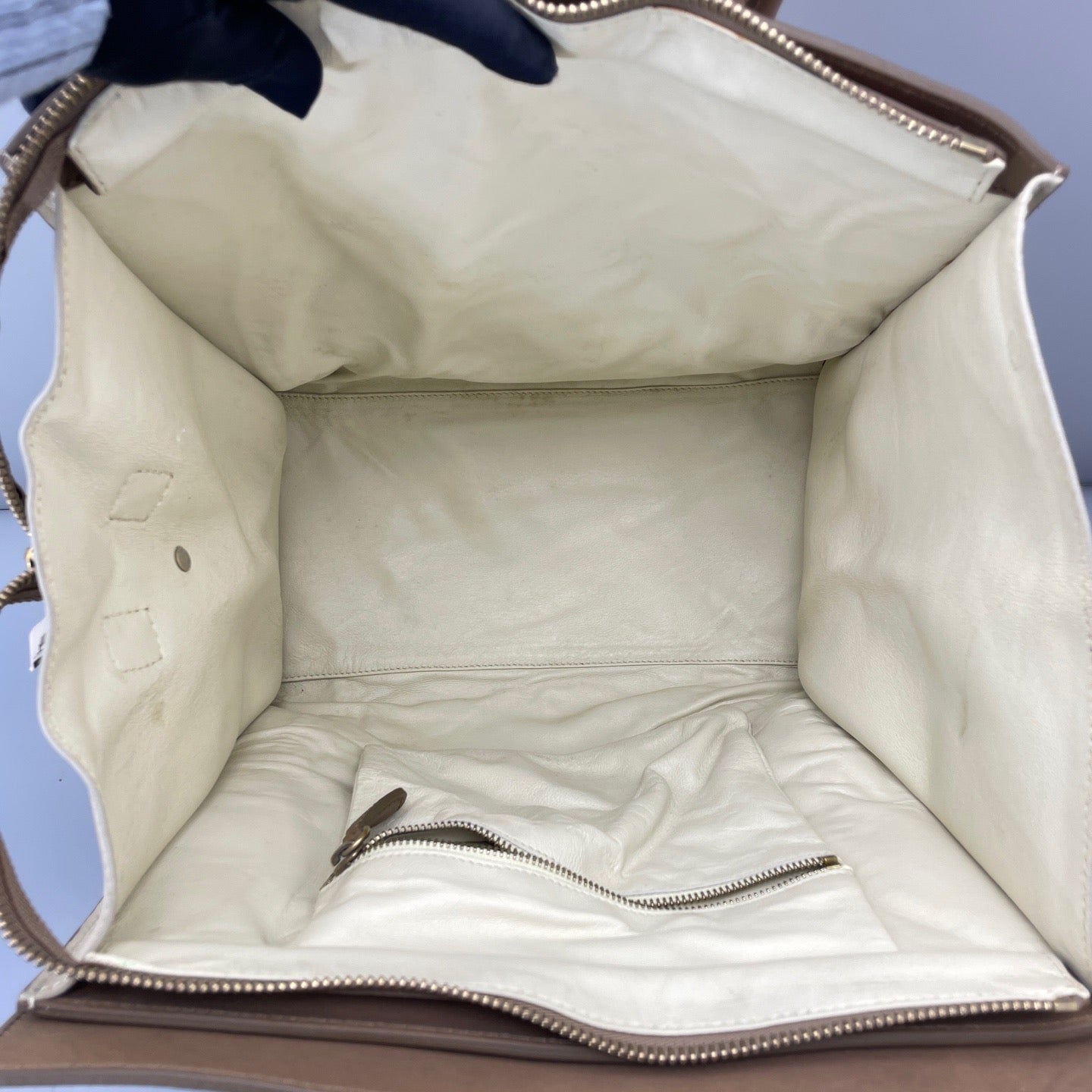 Celine - Luggage - Leather - White - (Medium)
