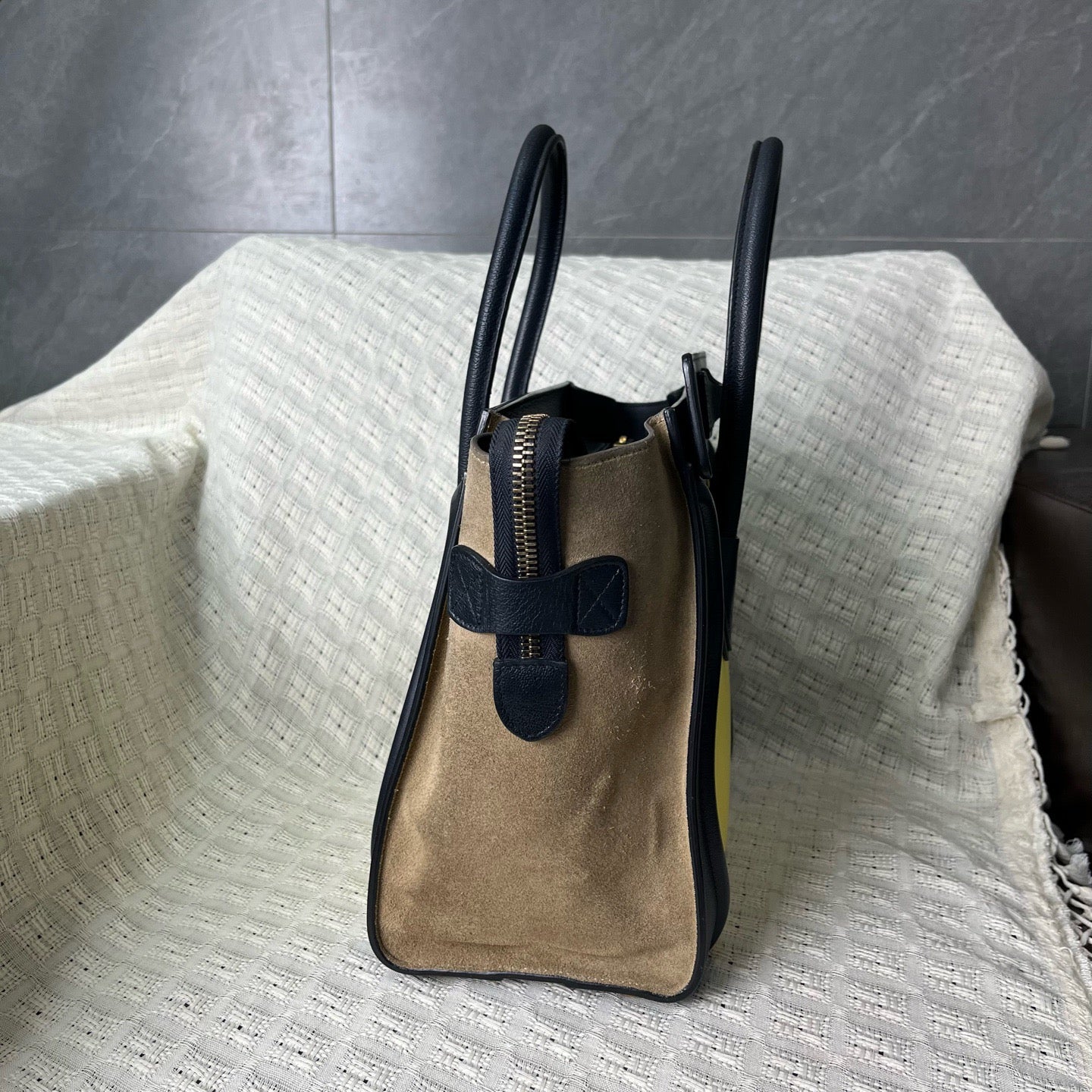Celine - Luggage - Leather - Yellow - (Medium)
