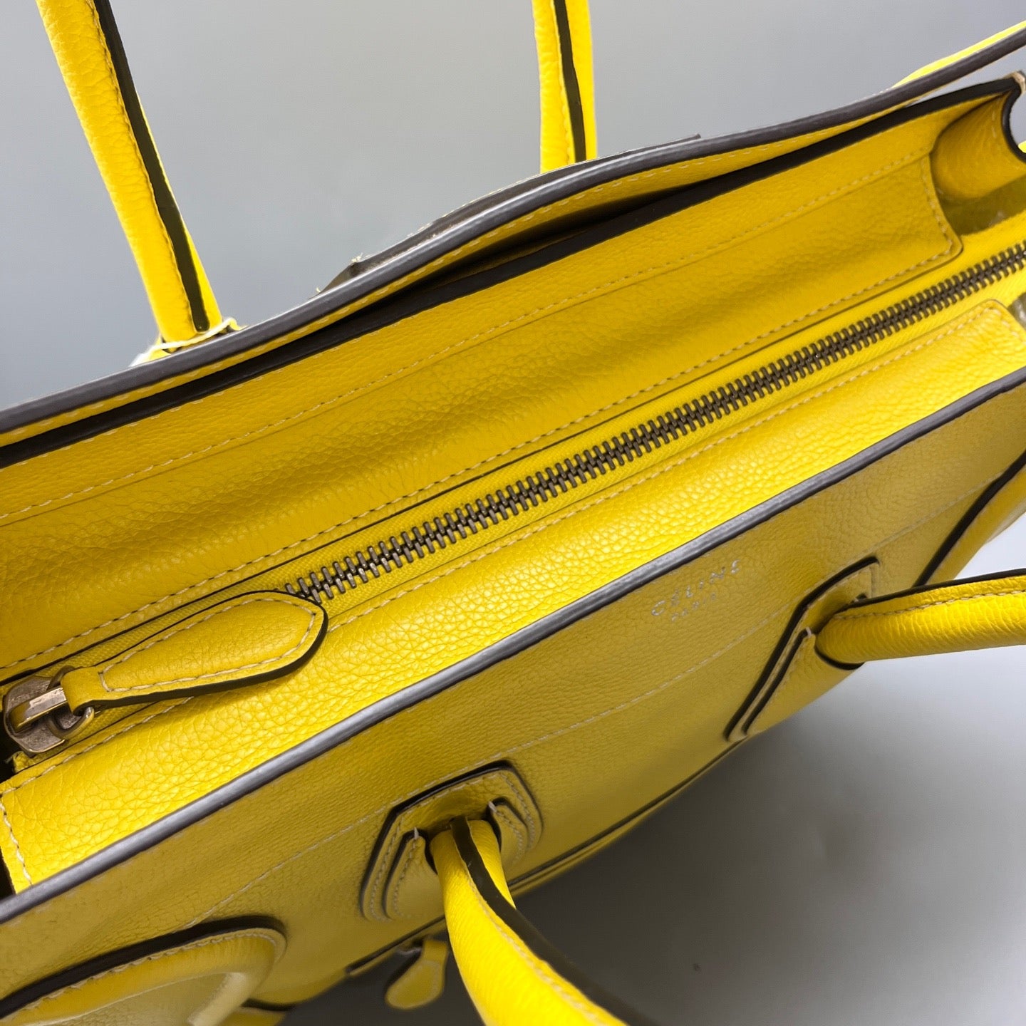 Celine - Luggage - Leather - Yellow - (medium)