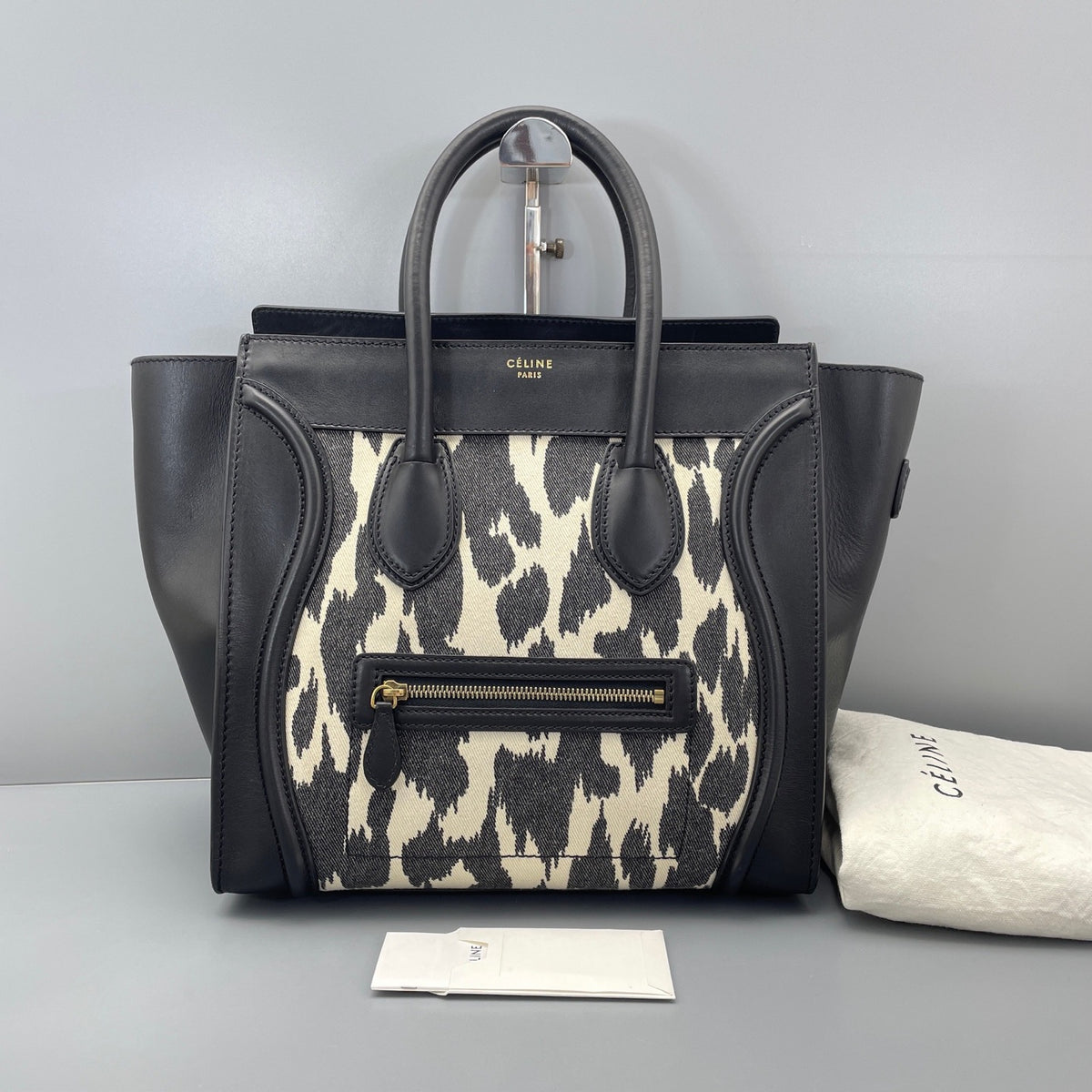 Celine - Luggage Medium - Leather - Black - (medium)