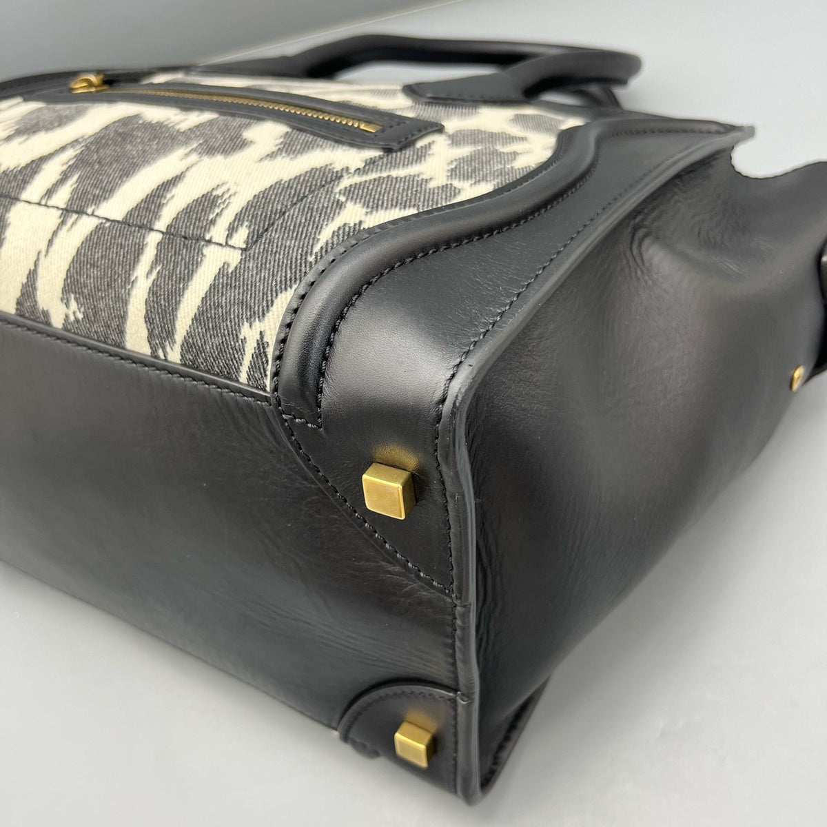 Celine - Luggage Medium - Leather - Black - (medium)
