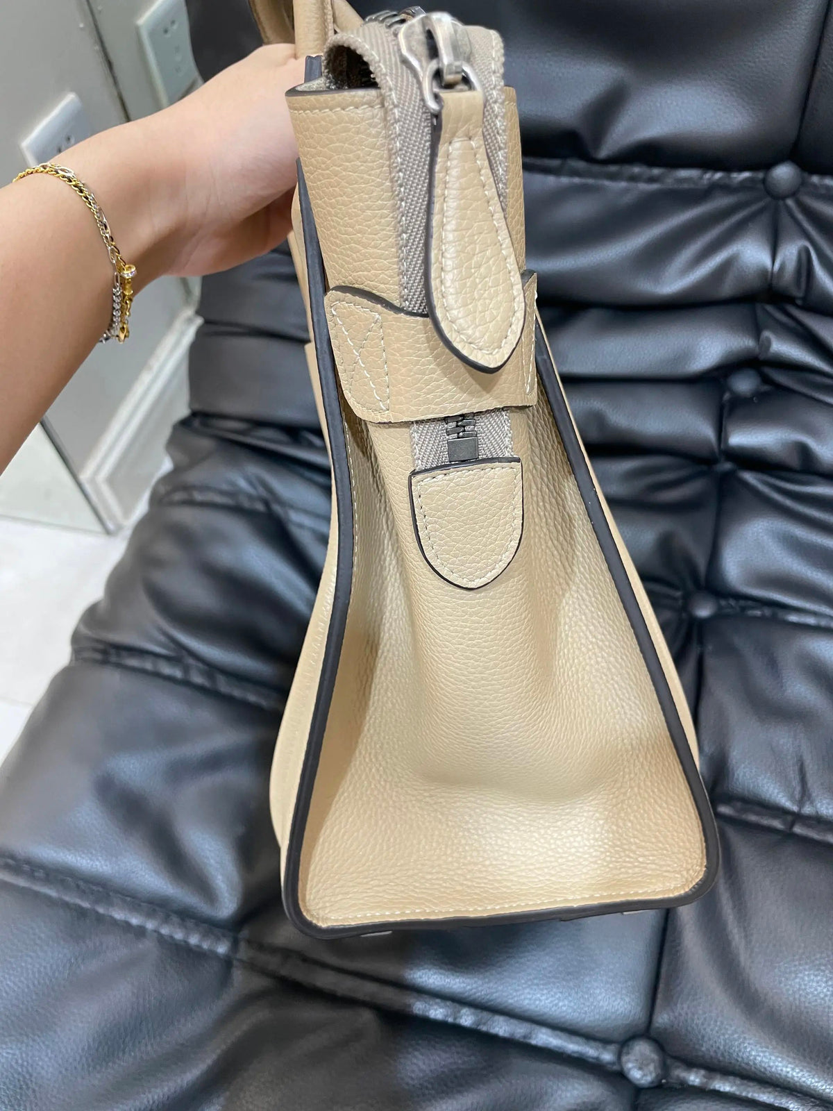 Celine - Luggage Micro - Leather - Camel - (small)