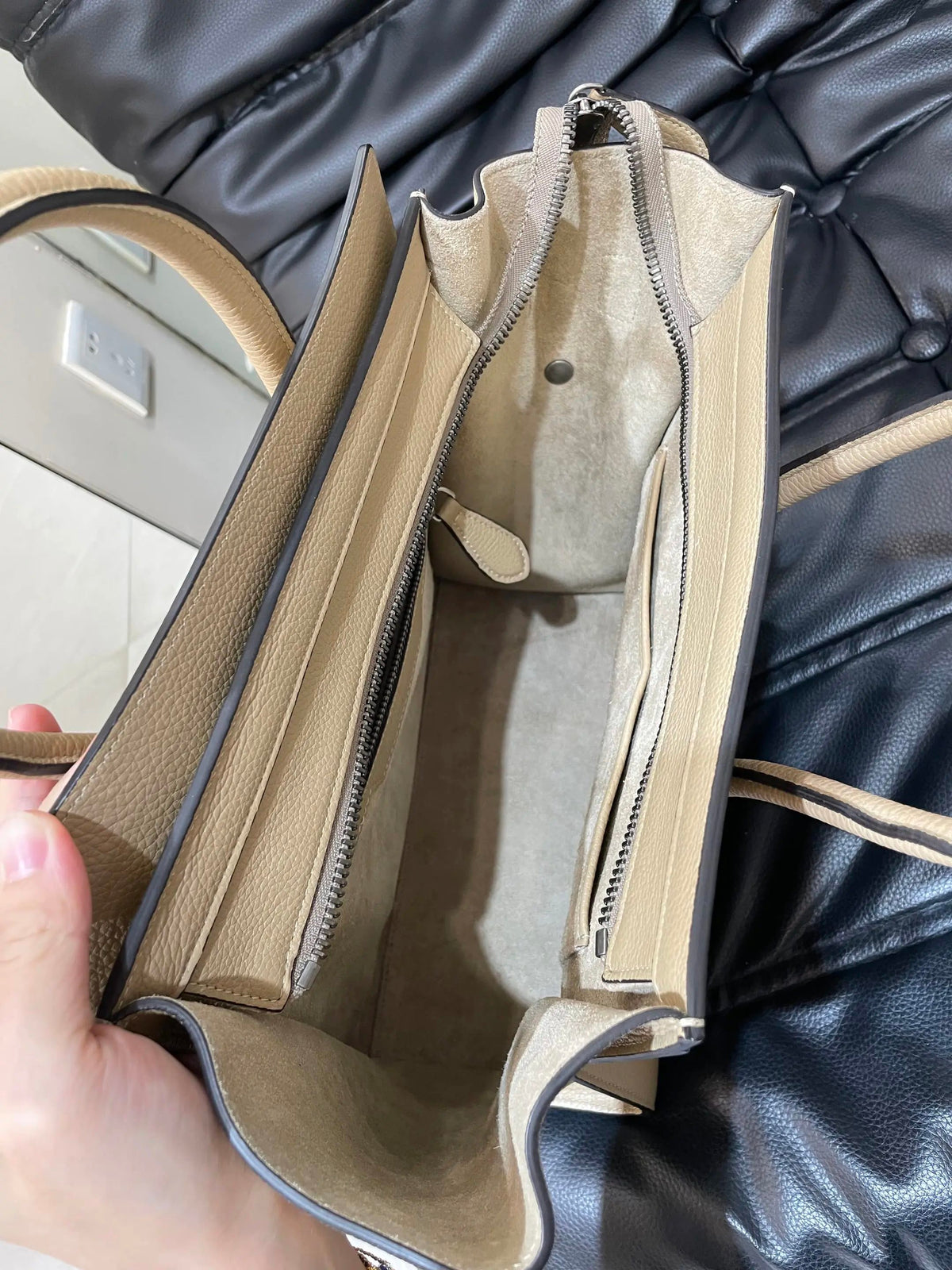 Celine - Luggage Micro - Leather - Camel - (small)