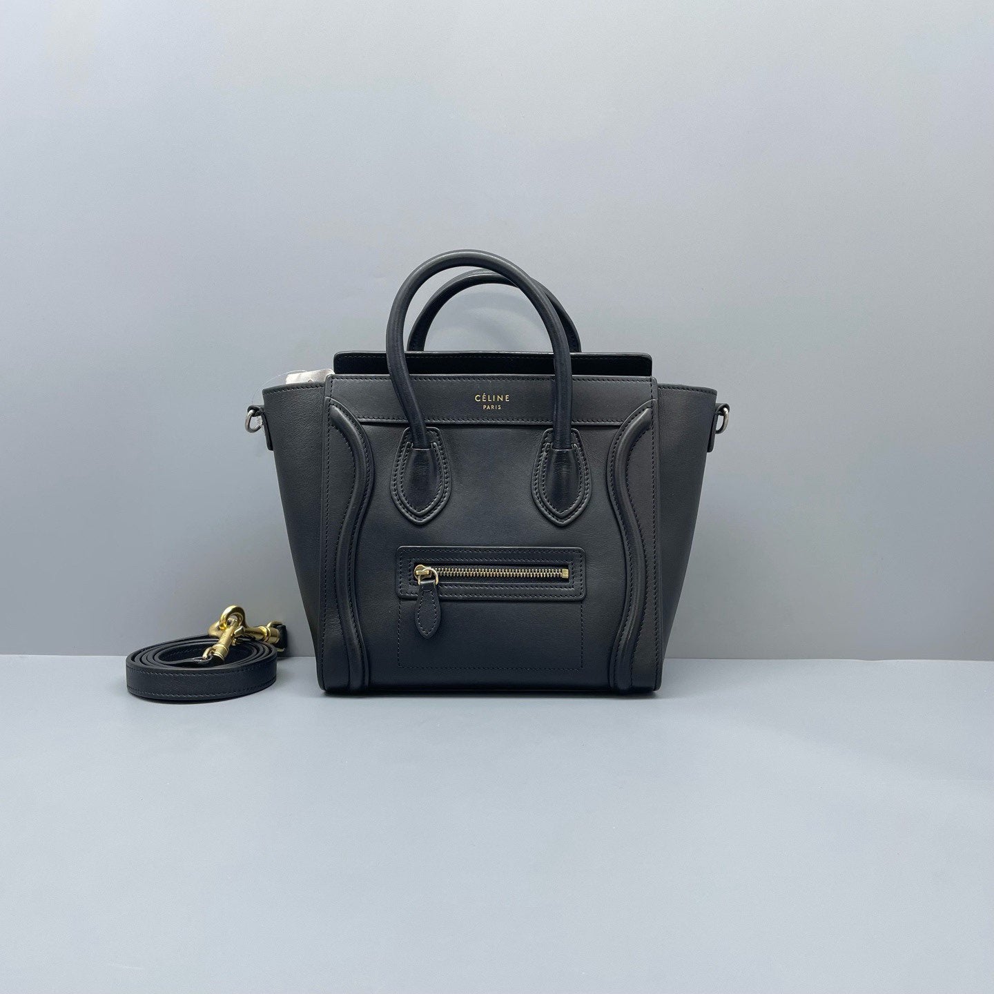 Celine - Luggage Nano Tote - Calfskin leather - Black - (mini)