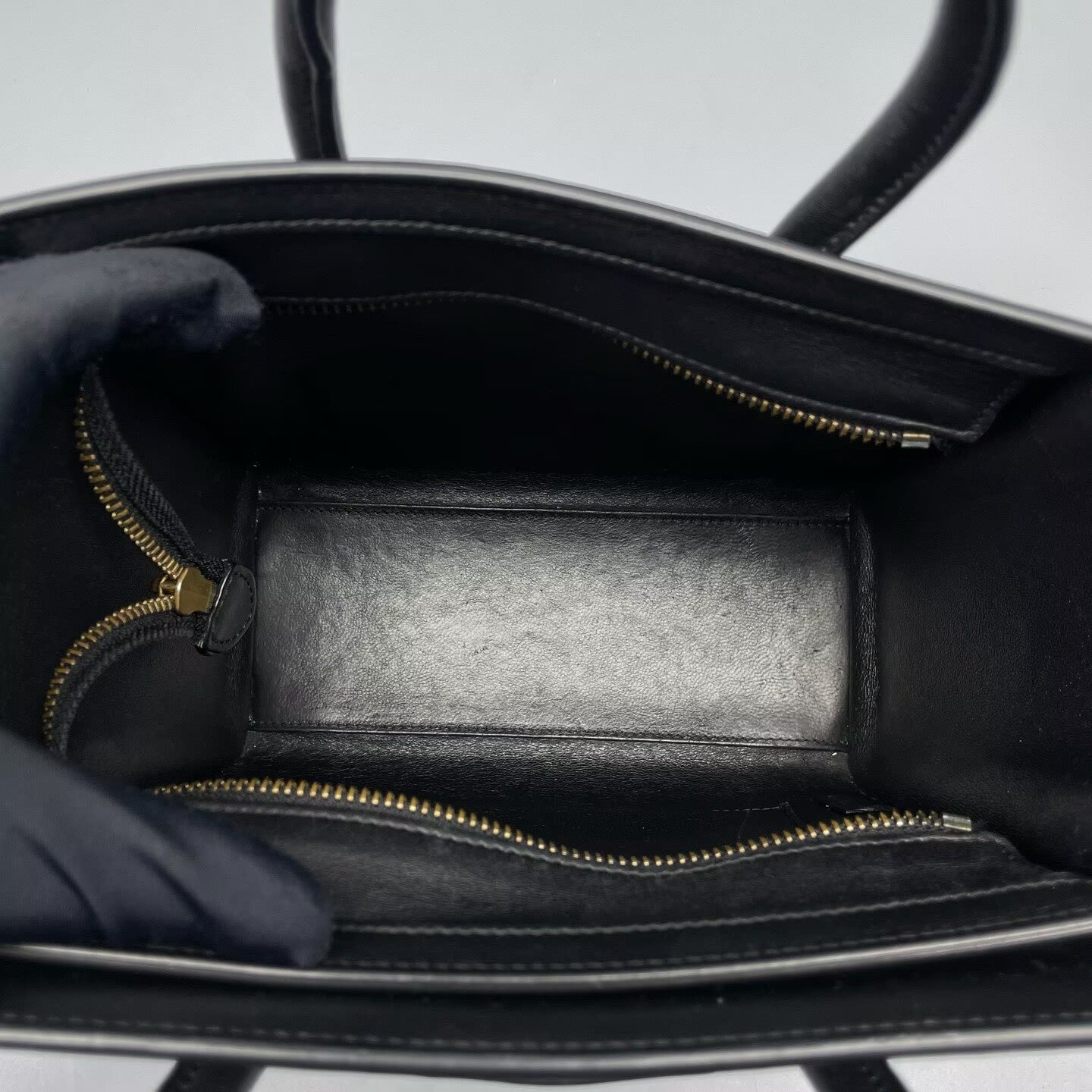 Celine - Luggage Nano Tote - Calfskin leather - Black - (mini)