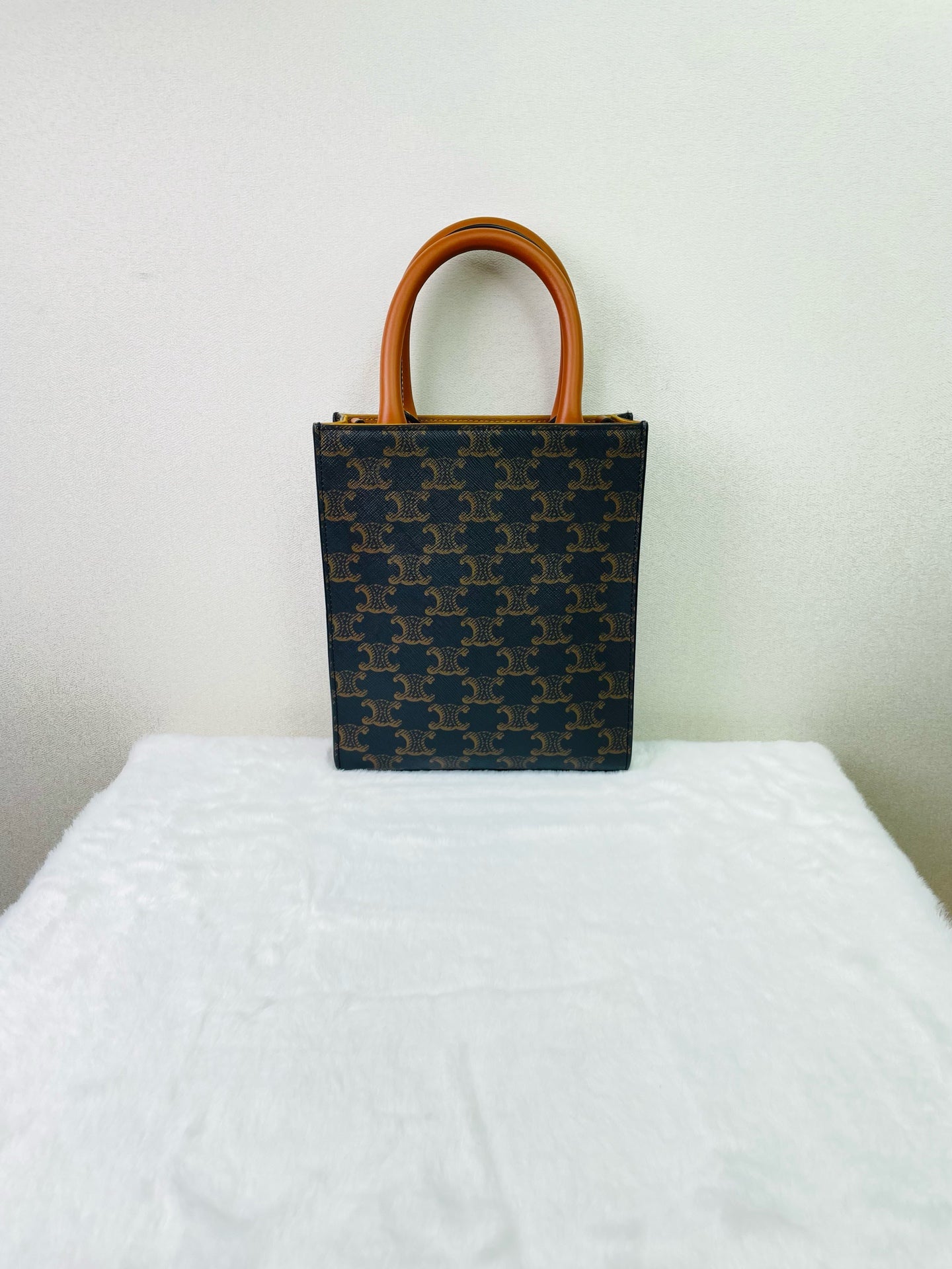 Celine - Mini Cabas Vertical - Synthetic - Brown - (mini)