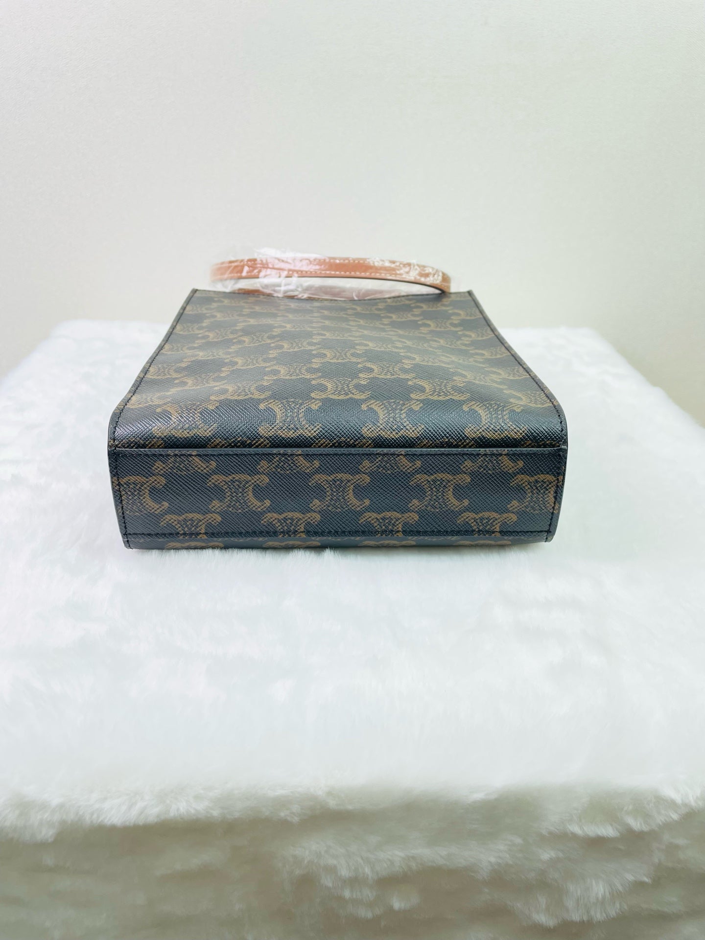 Celine - Mini Cabas Vertical - Synthetic - Brown - (mini)
