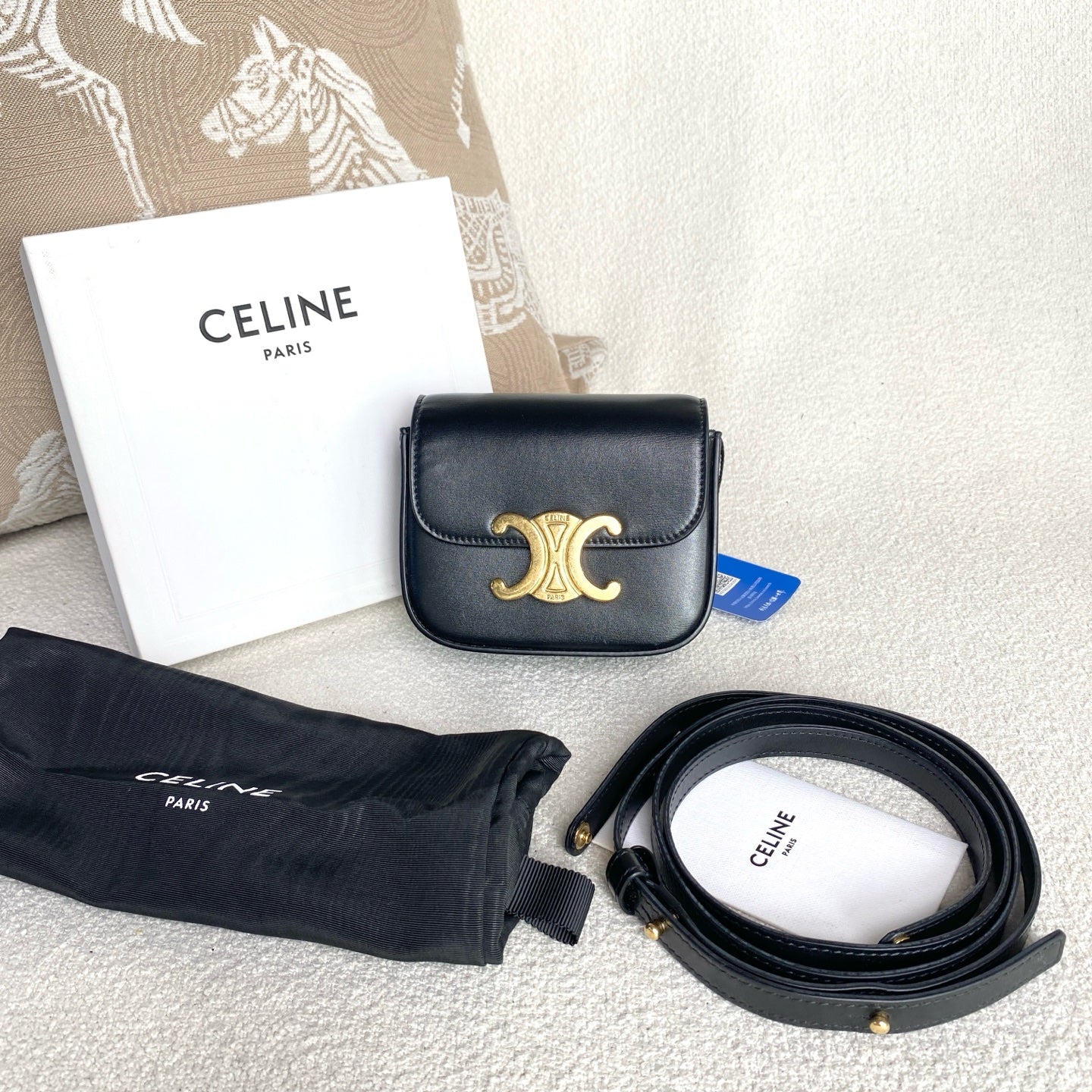 Celine - Mini Triomphe Belt Bag - Cowhide leather - Black with Gold-Tone Hardware - (mini)
