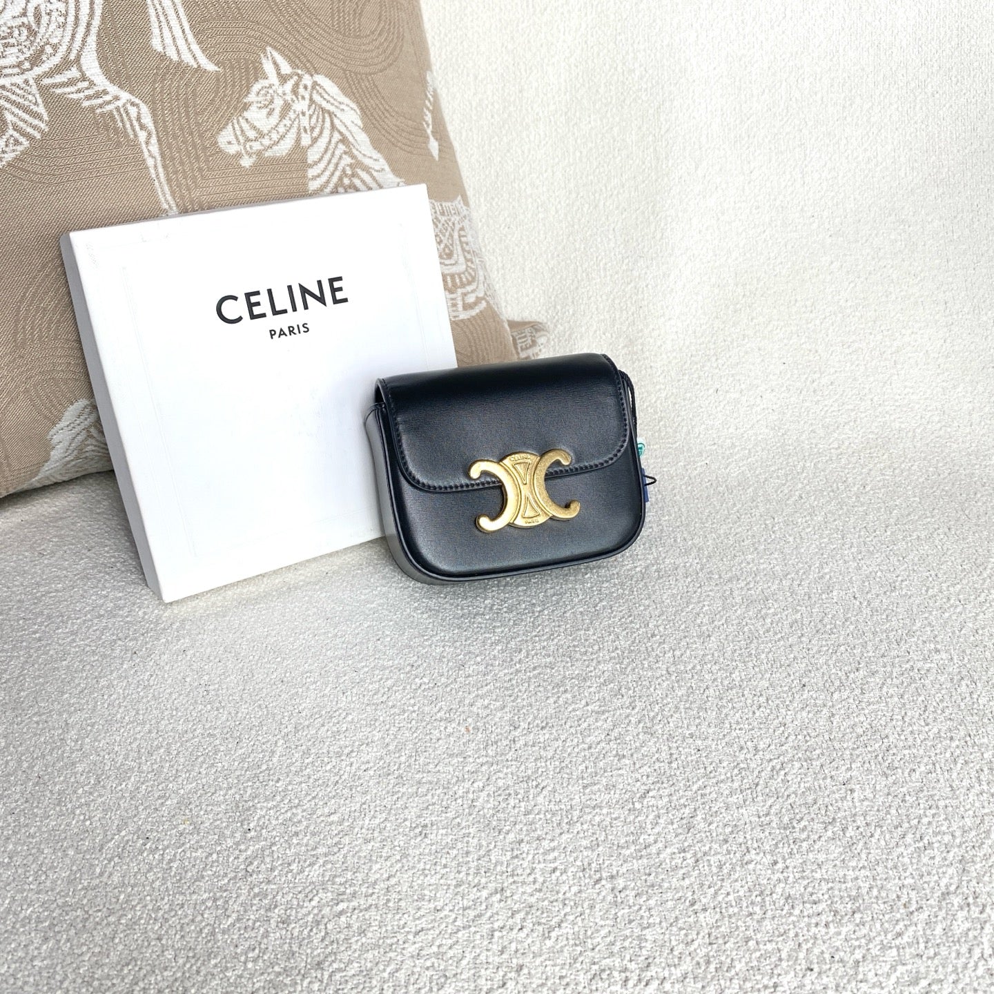 Celine - Mini Triomphe Belt Bag - Cowhide leather - Black with Gold-Tone Hardware - (mini)