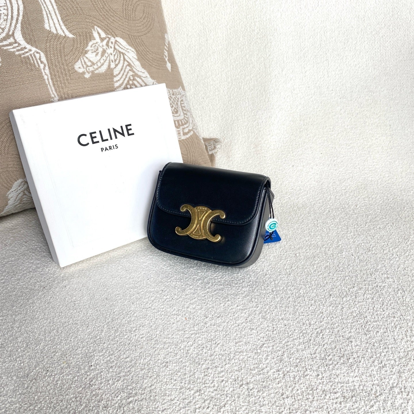 Celine - Mini Triomphe Belt Bag - Cowhide leather - Black with Gold-Tone Hardware - (mini)
