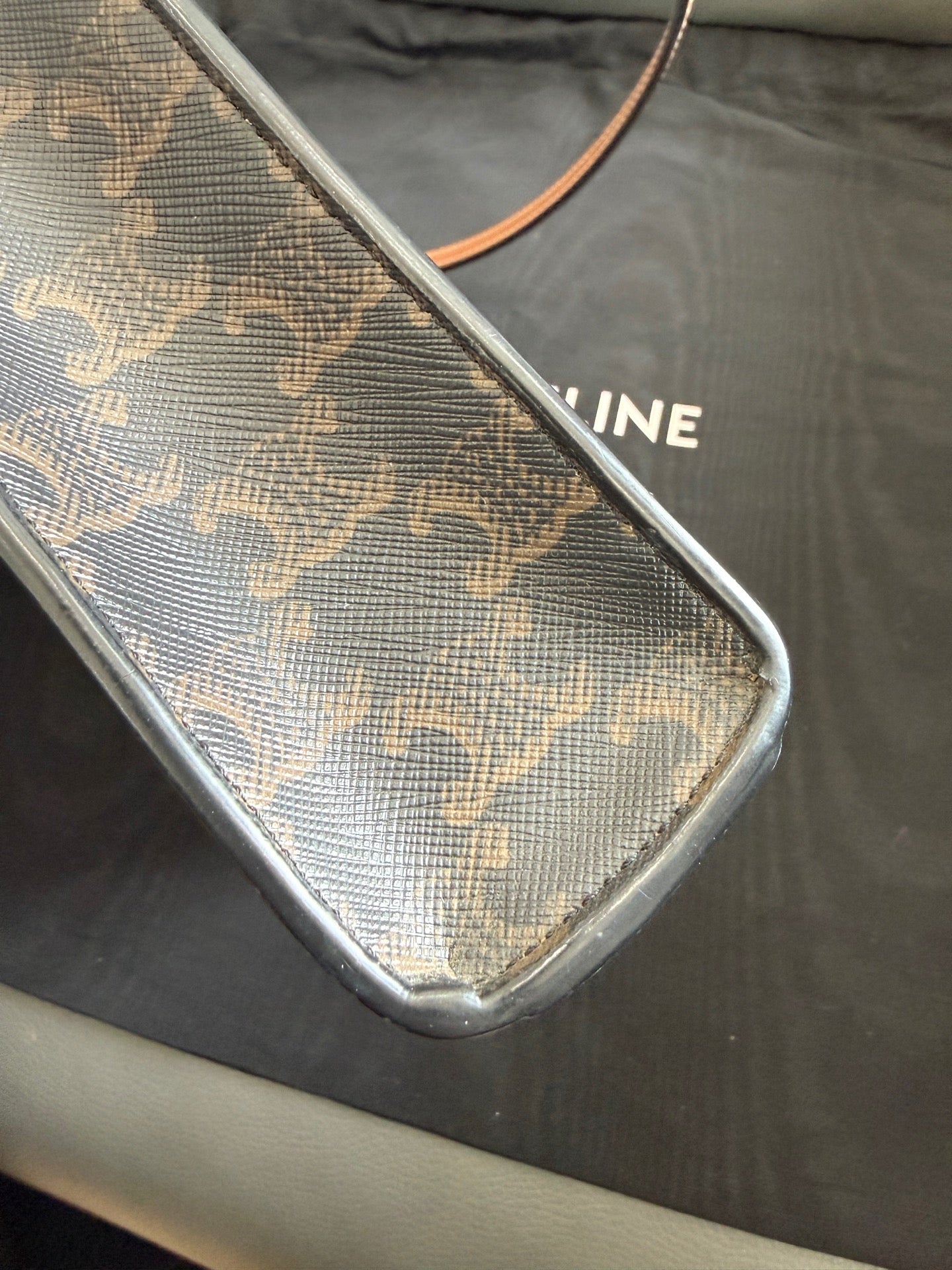 Celine - Mini Vertical Cabas - Leather - Brown - (mini)
