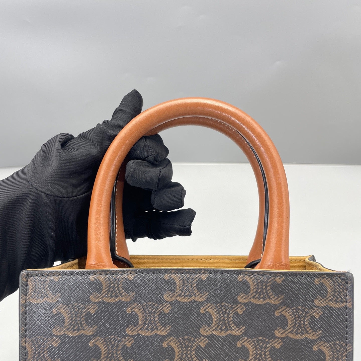 Celine - Mini Vertical Cabas - Leather - Brown - (mini)
