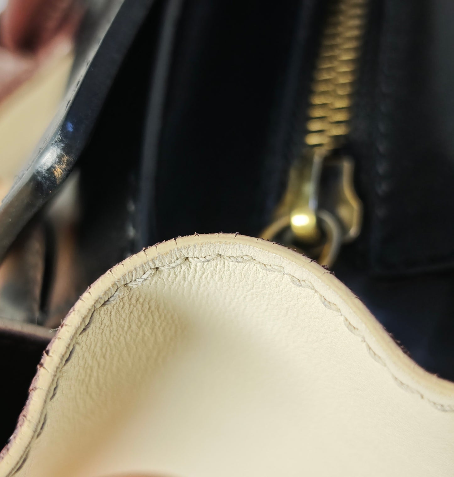 Celine - Nano Luggage - Leather - Beige - (large)