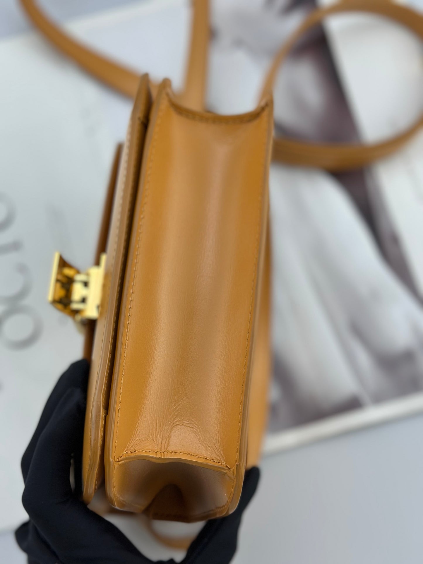 Celine - Other - Box calfskin leather - Yellow - (mini)