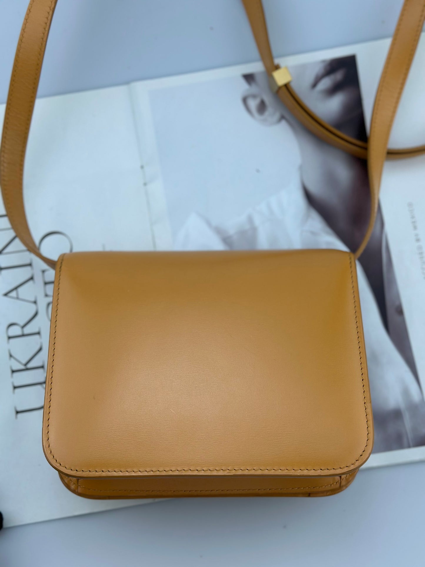 Celine - Other - Box calfskin leather - Yellow - (mini)