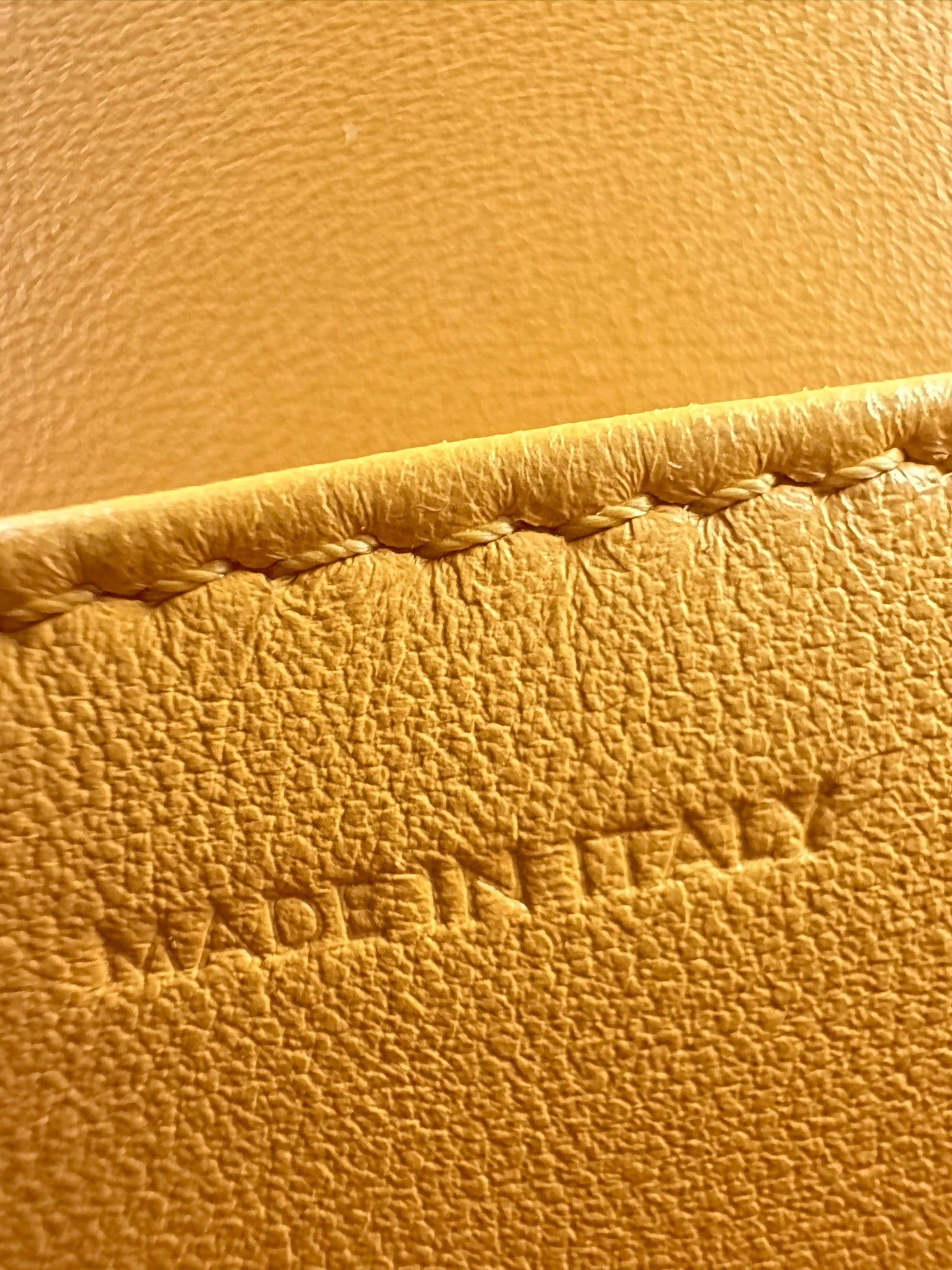 Celine - Other - Box calfskin leather - Yellow - (mini)