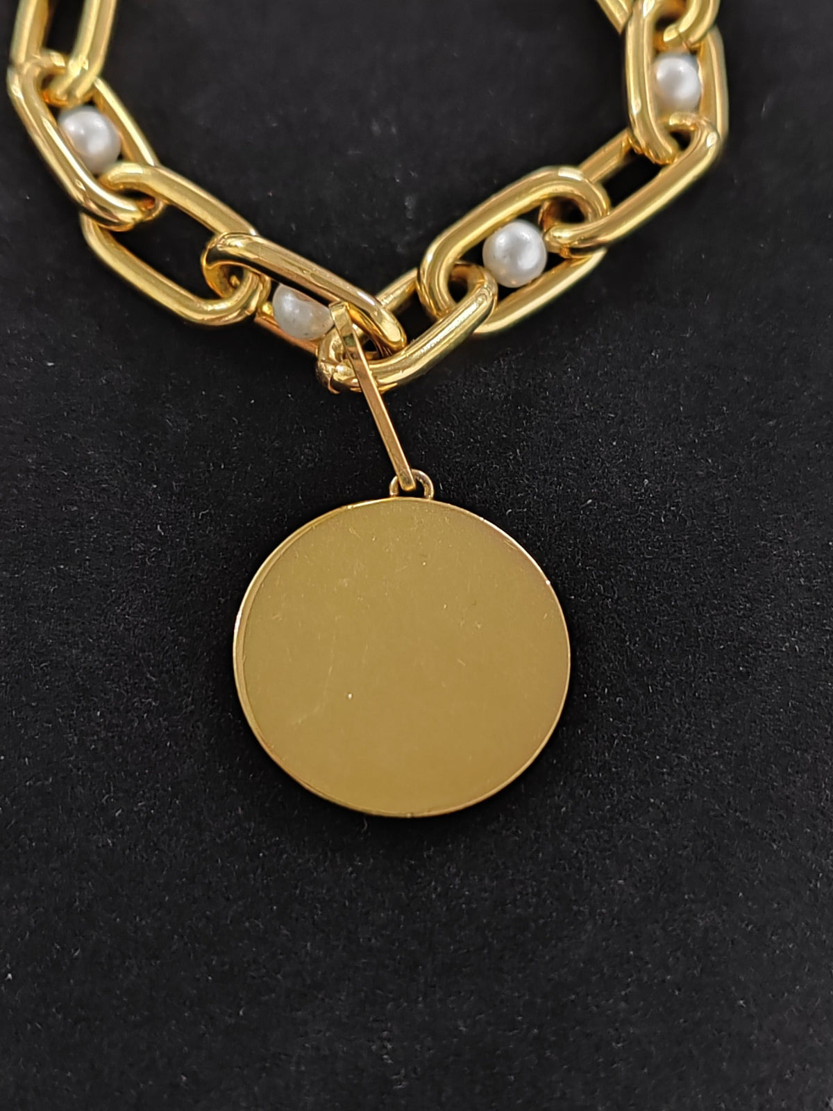 Celine - Other - Gold-tone brass with glass pearls - Gold