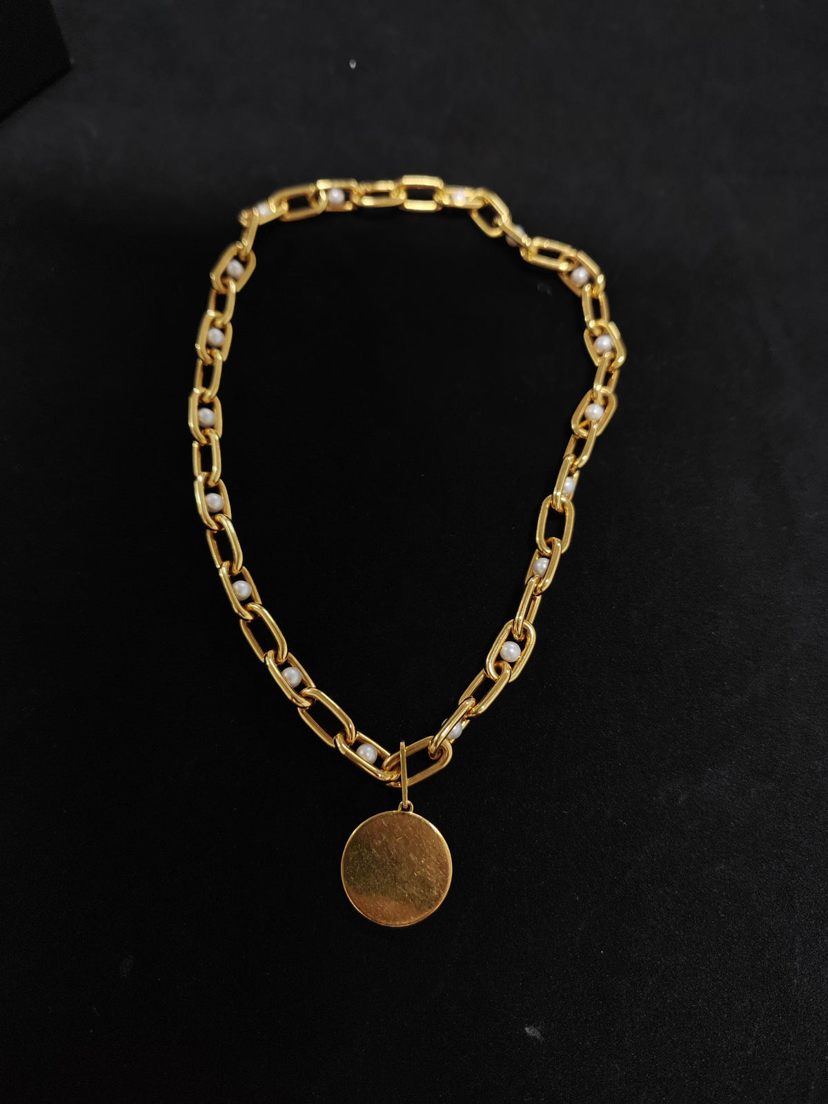 Celine - Other - Gold-tone brass with glass pearls - Gold