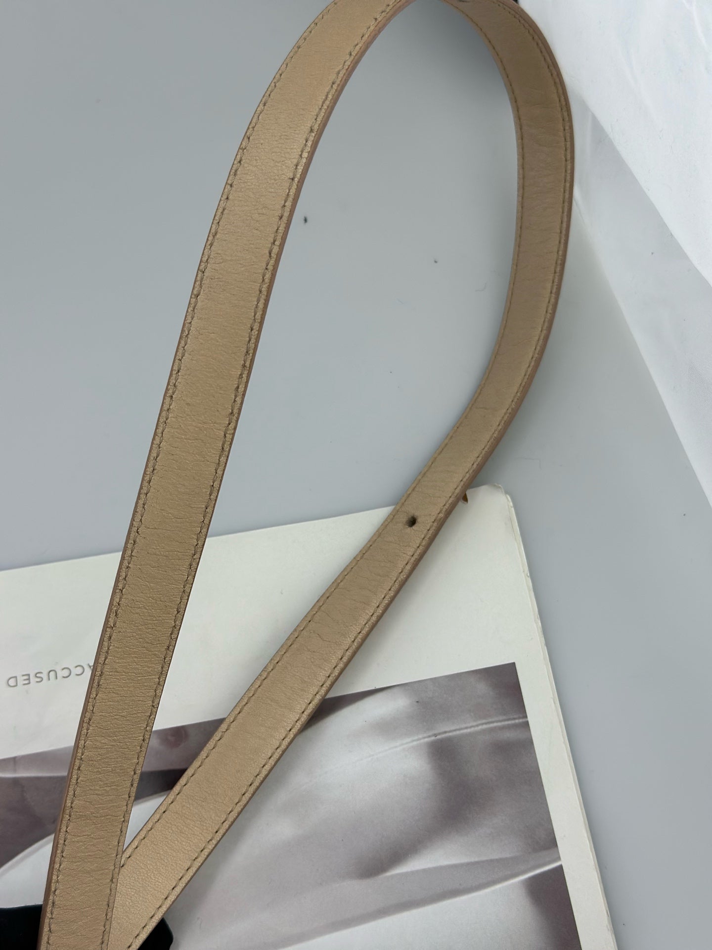 Céline - Other - Leather - Beige - (medium)