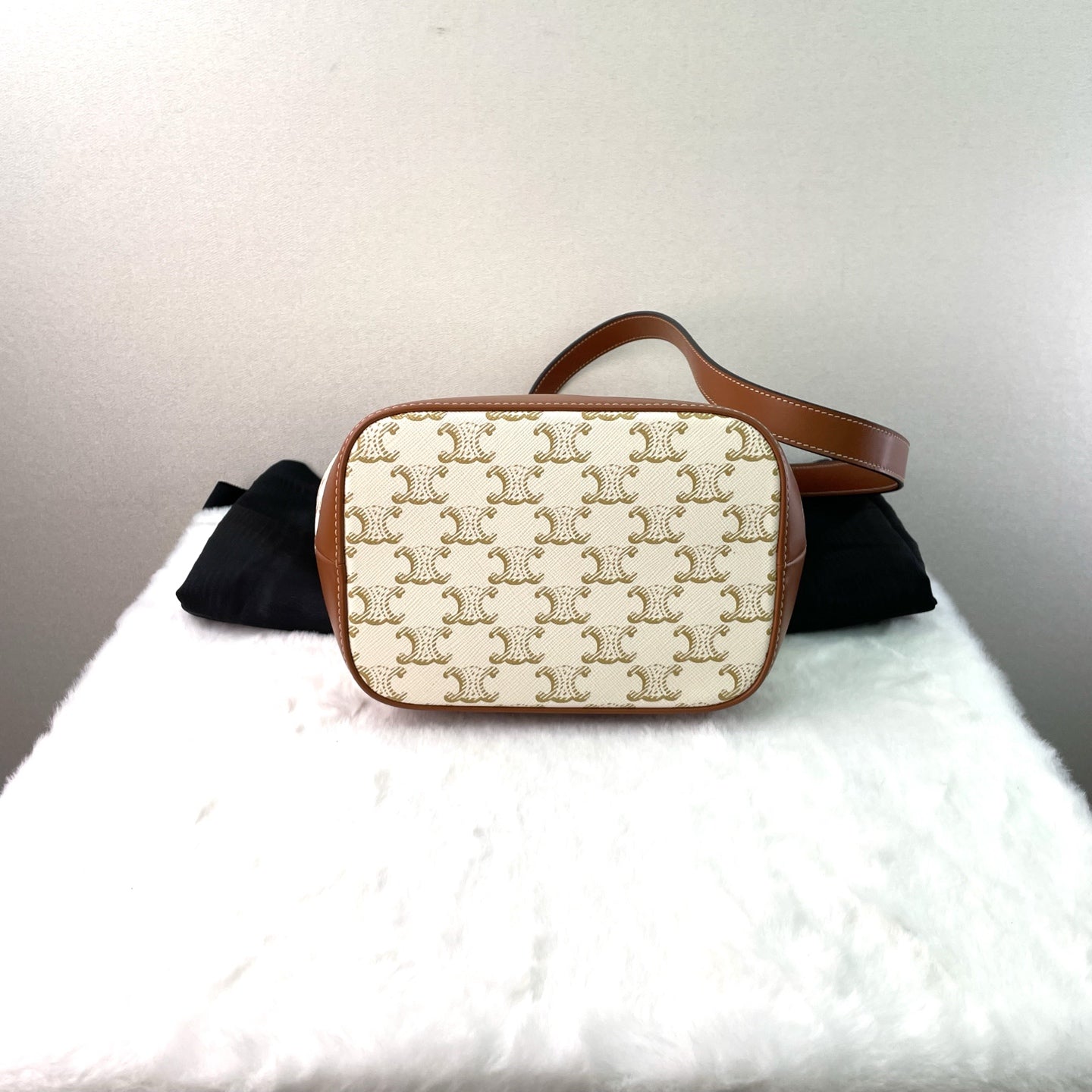 Celine - Other - Leather - Beige - (small)