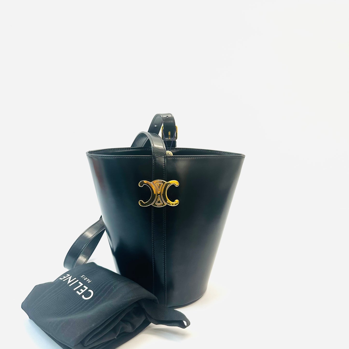Celine - Other - Leather - Black - (Medium)