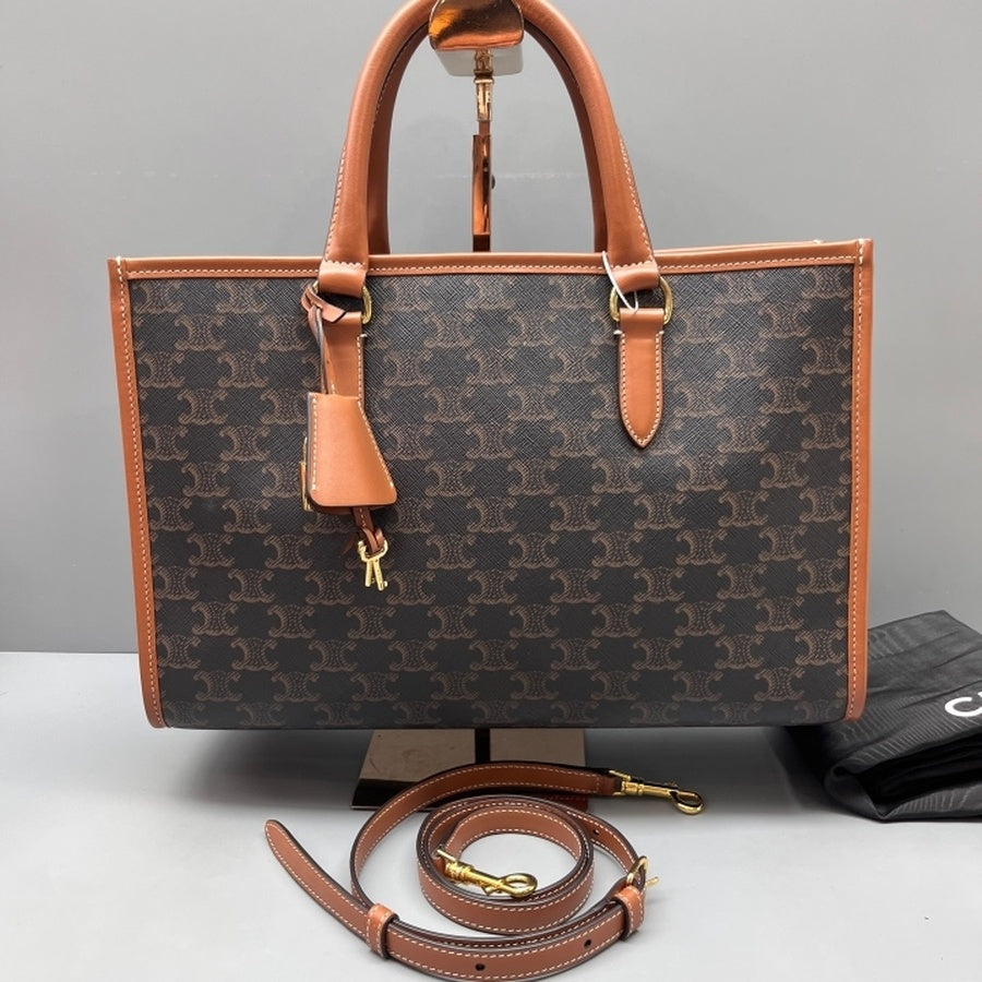 Celine - Other - Leather - Brown - (medium)