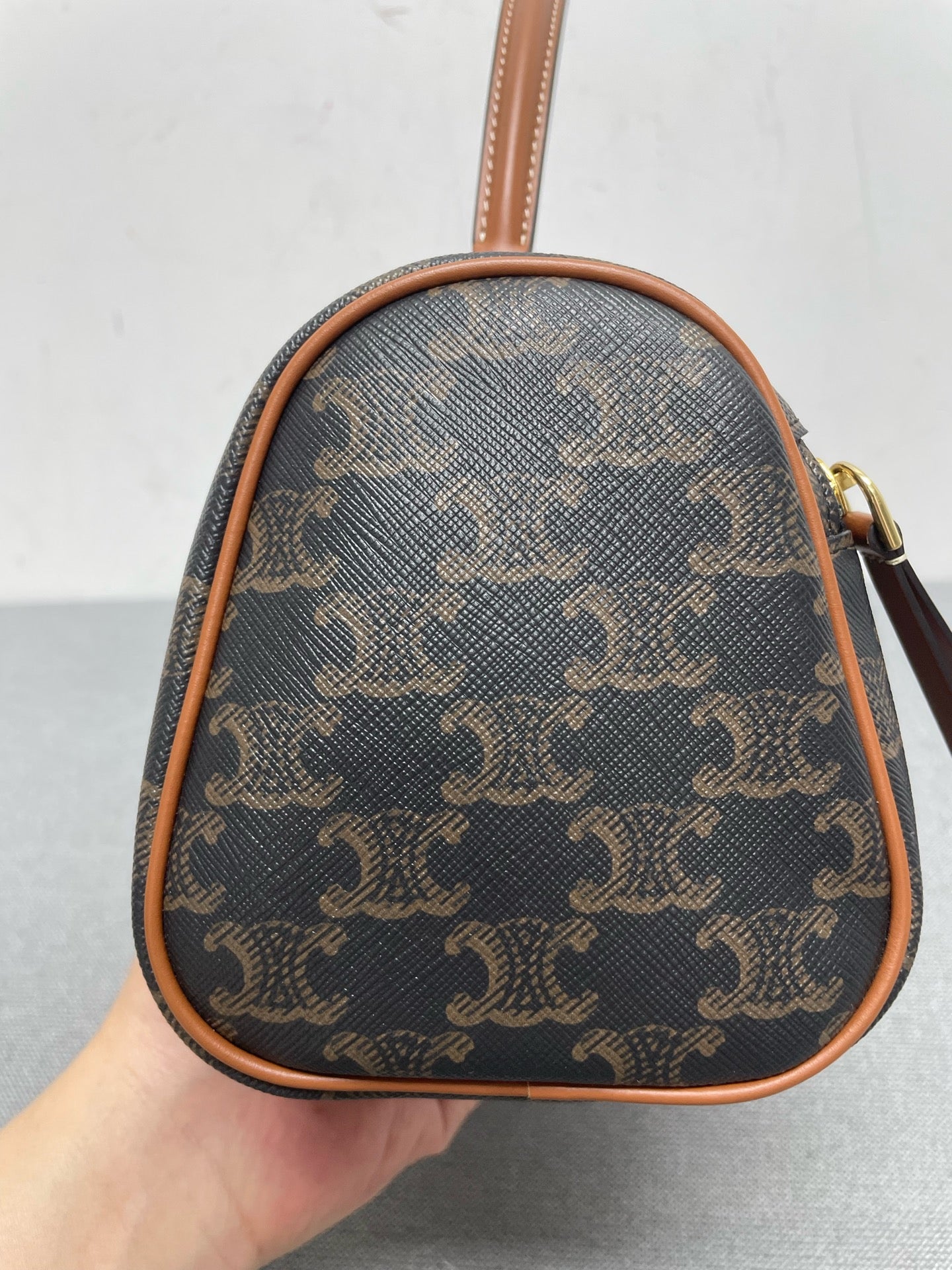 Celine - Other - Leather - Brown - (medium)