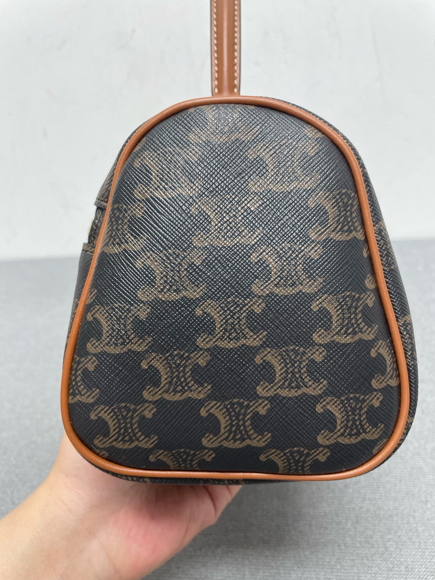 Celine - Other - Leather - Brown - (medium)