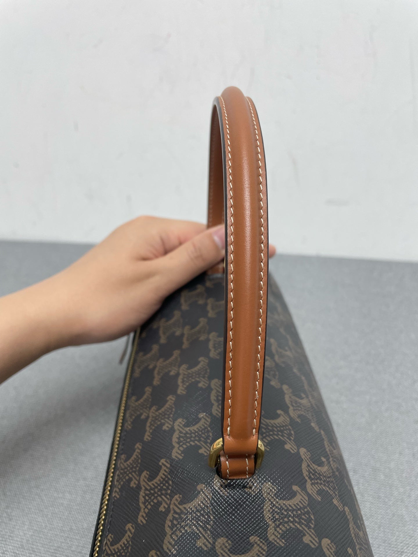 Celine - Other - Leather - Brown - (medium)