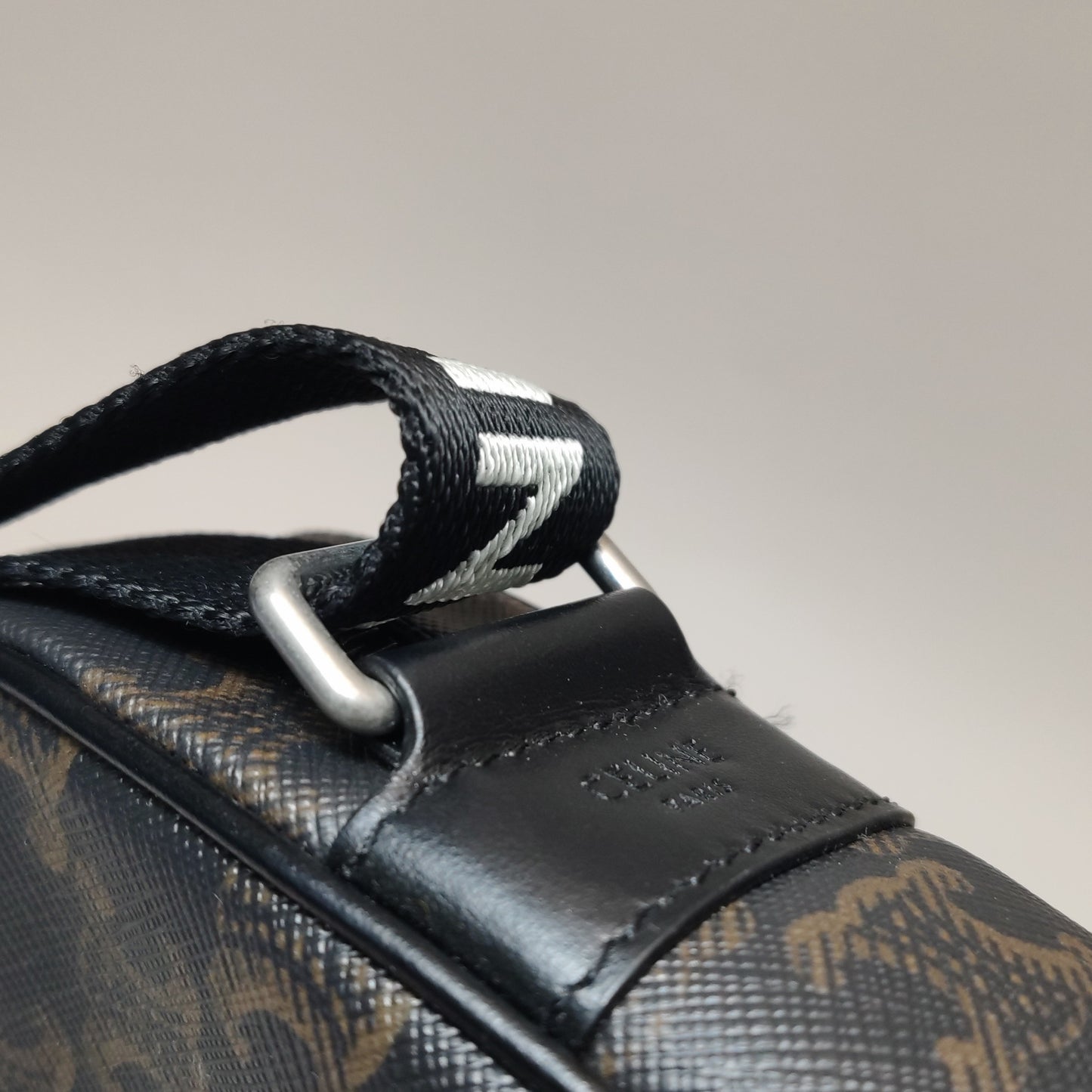 Celine - Other - Leather - Brown - (medium)