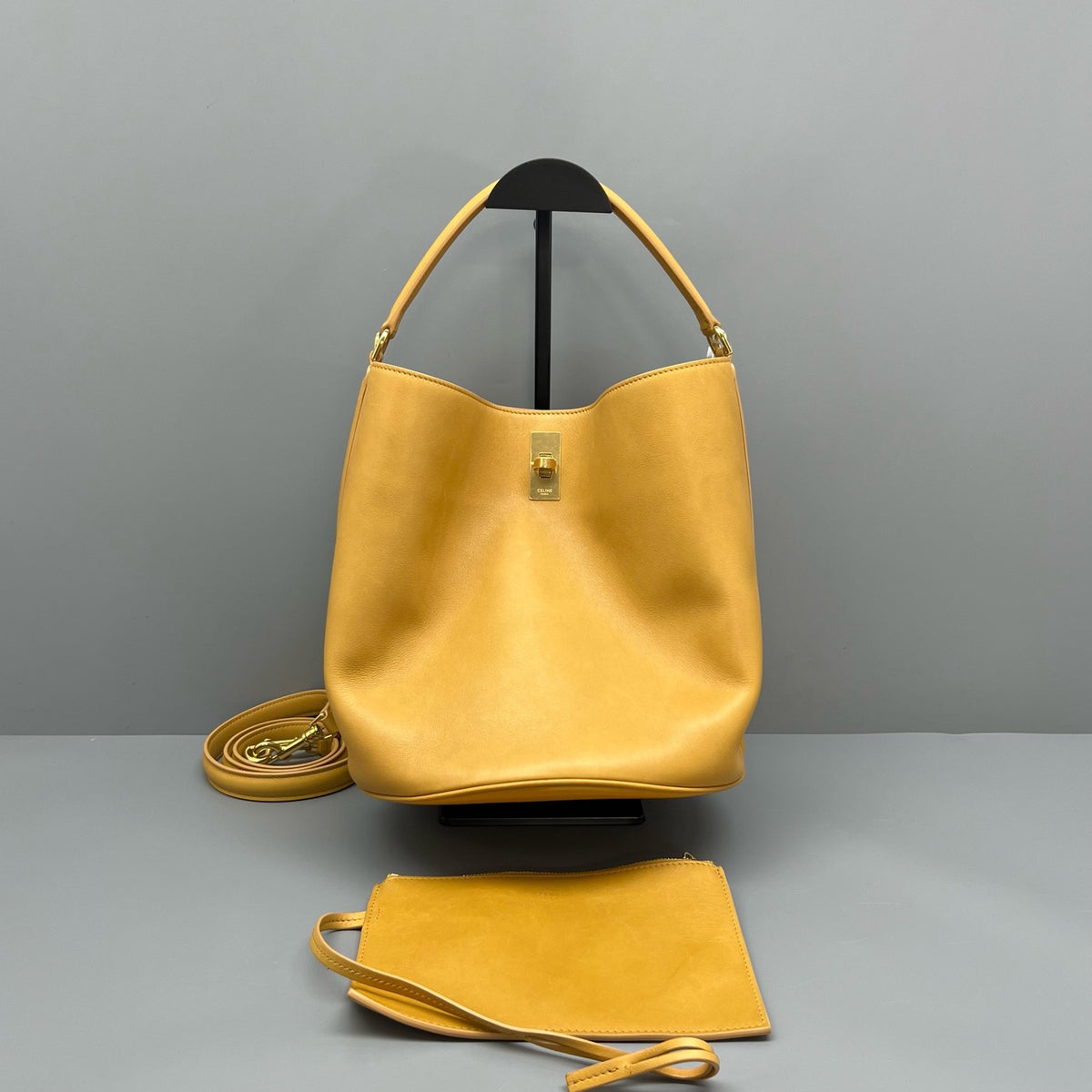 Celine - Other - Leather - Yellow - (medium)