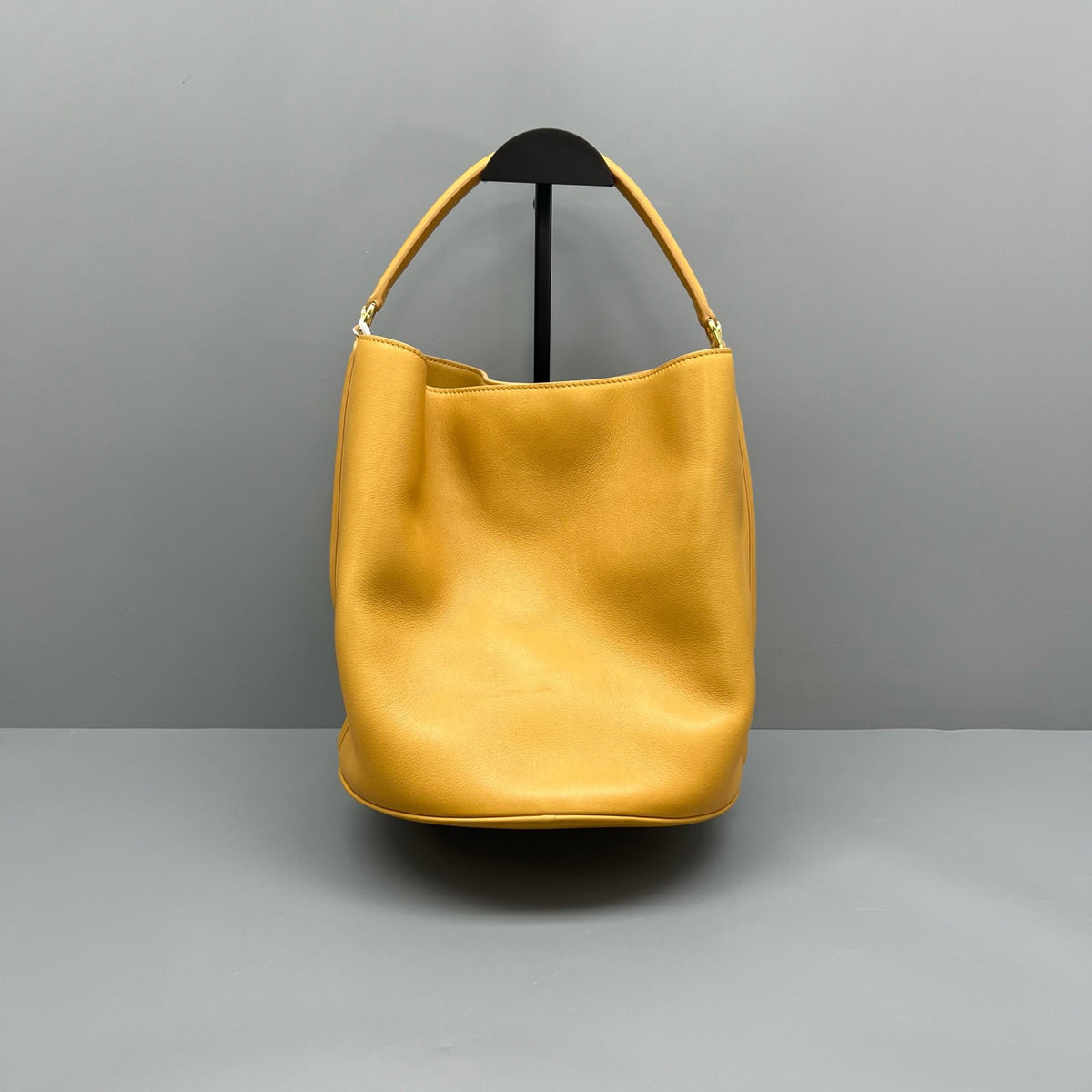 Celine - Other - Leather - Yellow - (medium)