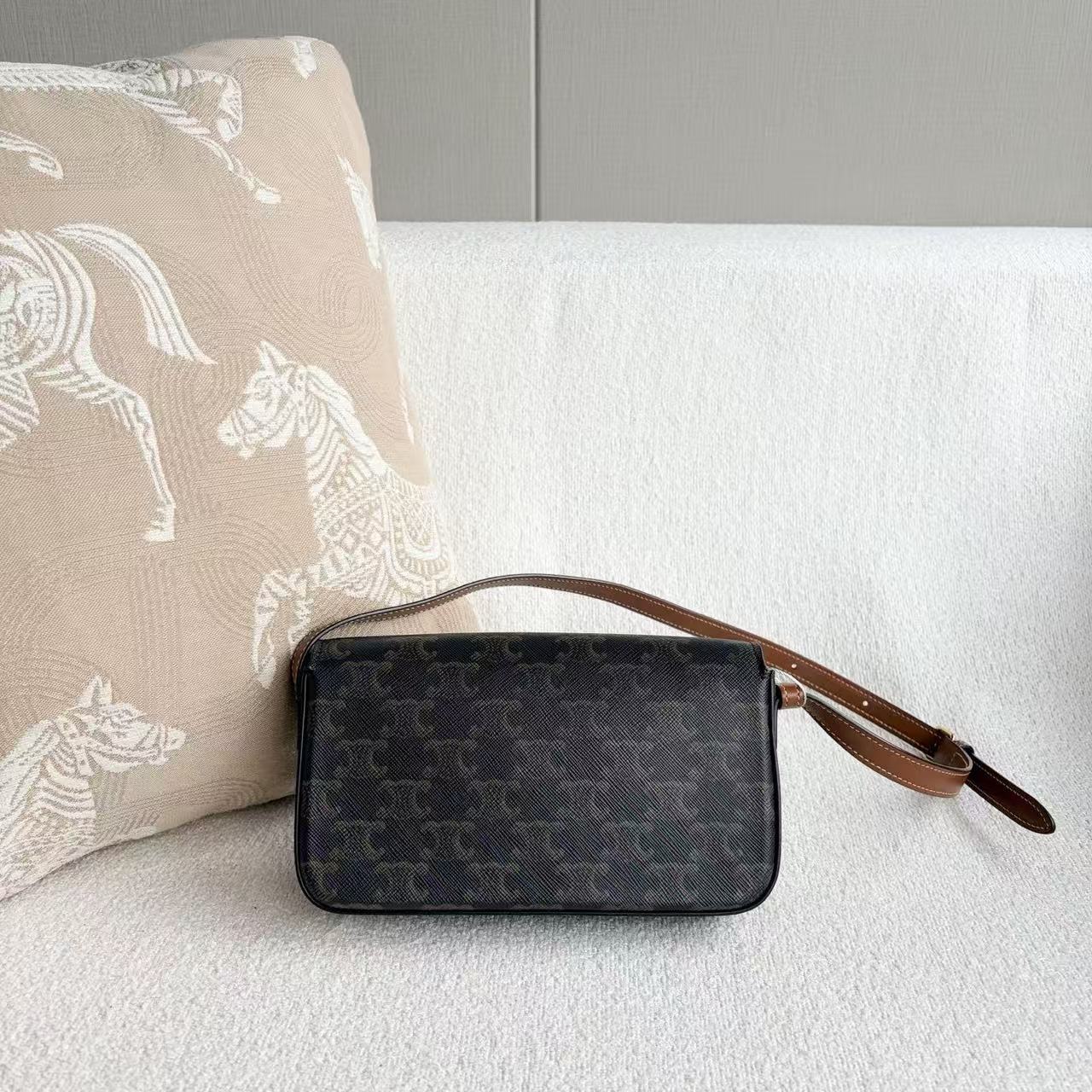 Celine - Other - Triomphe Canvas with leather trim - Brown with Gold-Tone Hardware - (mini)