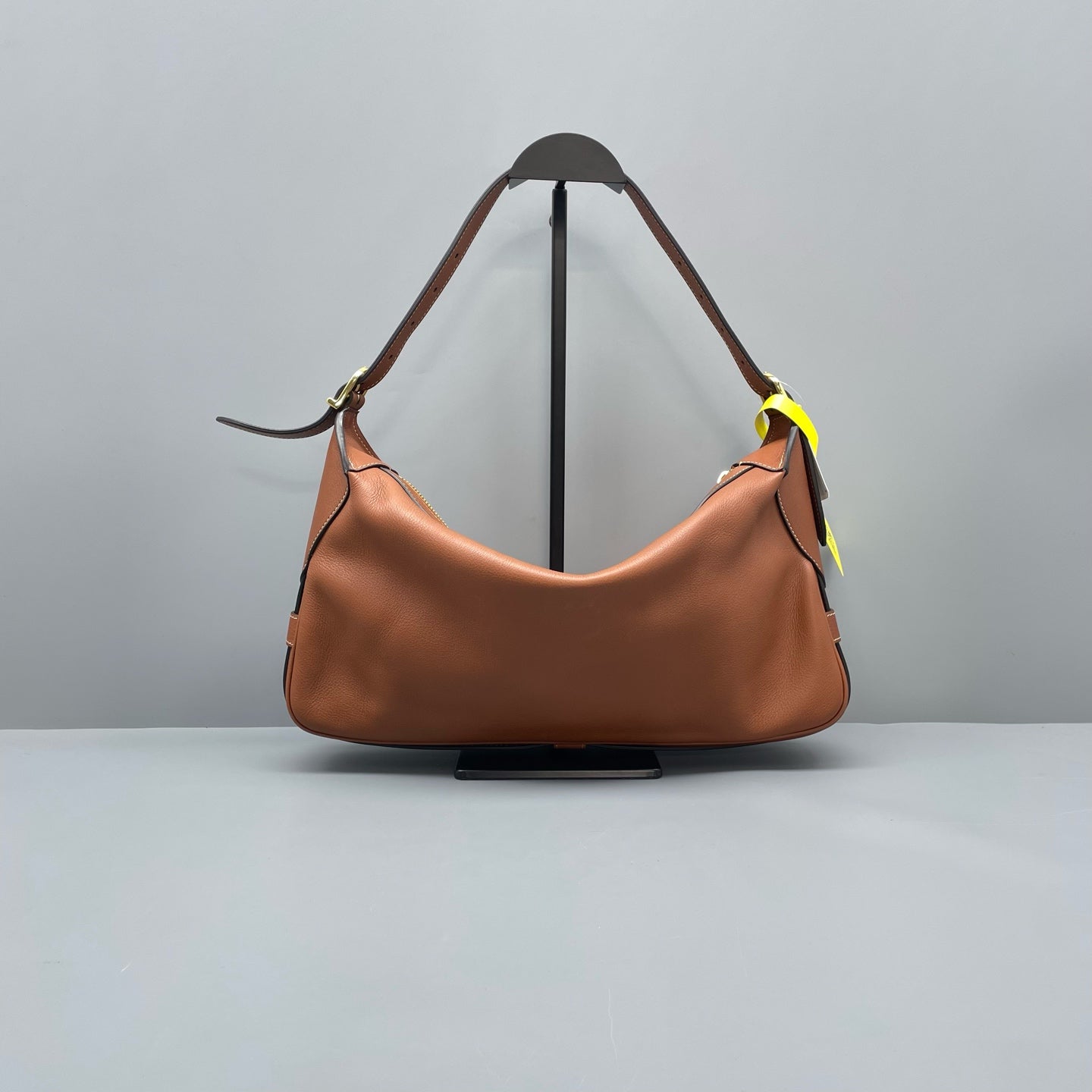 Celine - Romy - Leather - Brown - (medium)