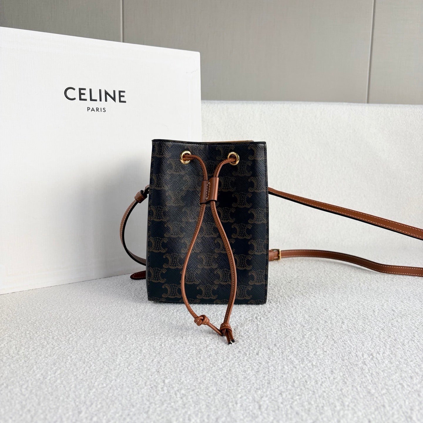 Celine - Sailor Bucket Bag - Triomphe coated canvas with calfskin leather trim - Brown - (Small)