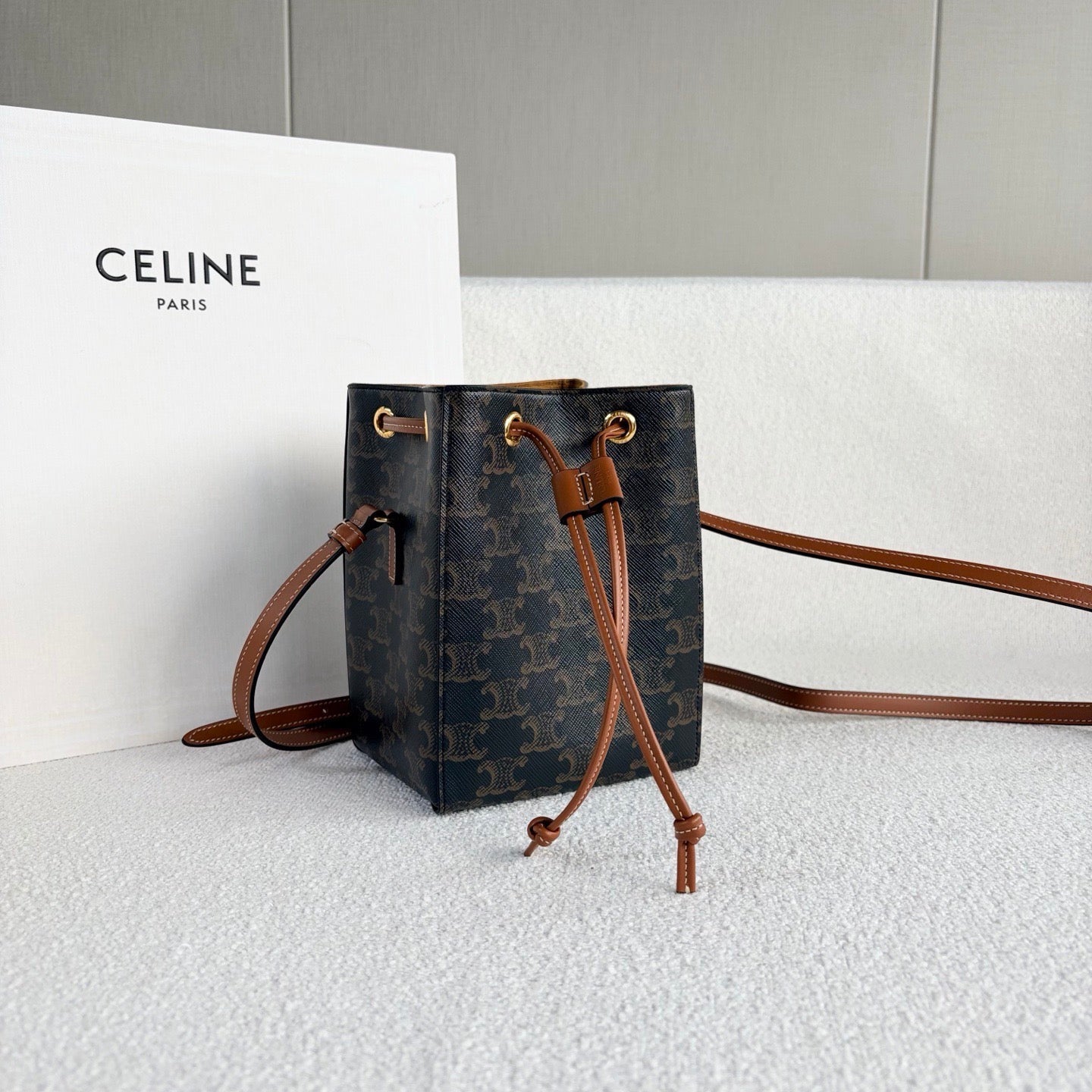 Celine - Sailor Bucket Bag - Triomphe coated canvas with calfskin leather trim - Brown - (Small)