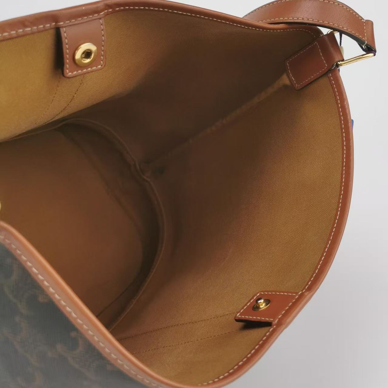 Celine - Seau Triomphe Bucket Bag - Triomphe canvas and calfskin leather - Brown - (medium)