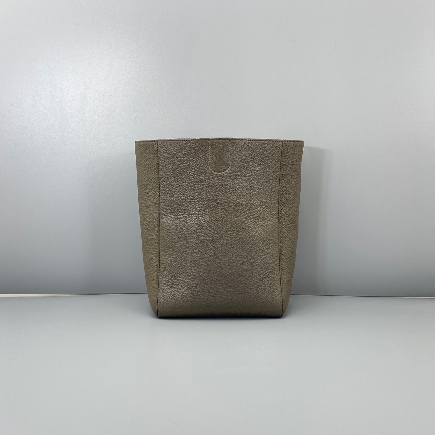 Celine - Small Sangle Bucket Bag - Grained leather - Grey - (small)