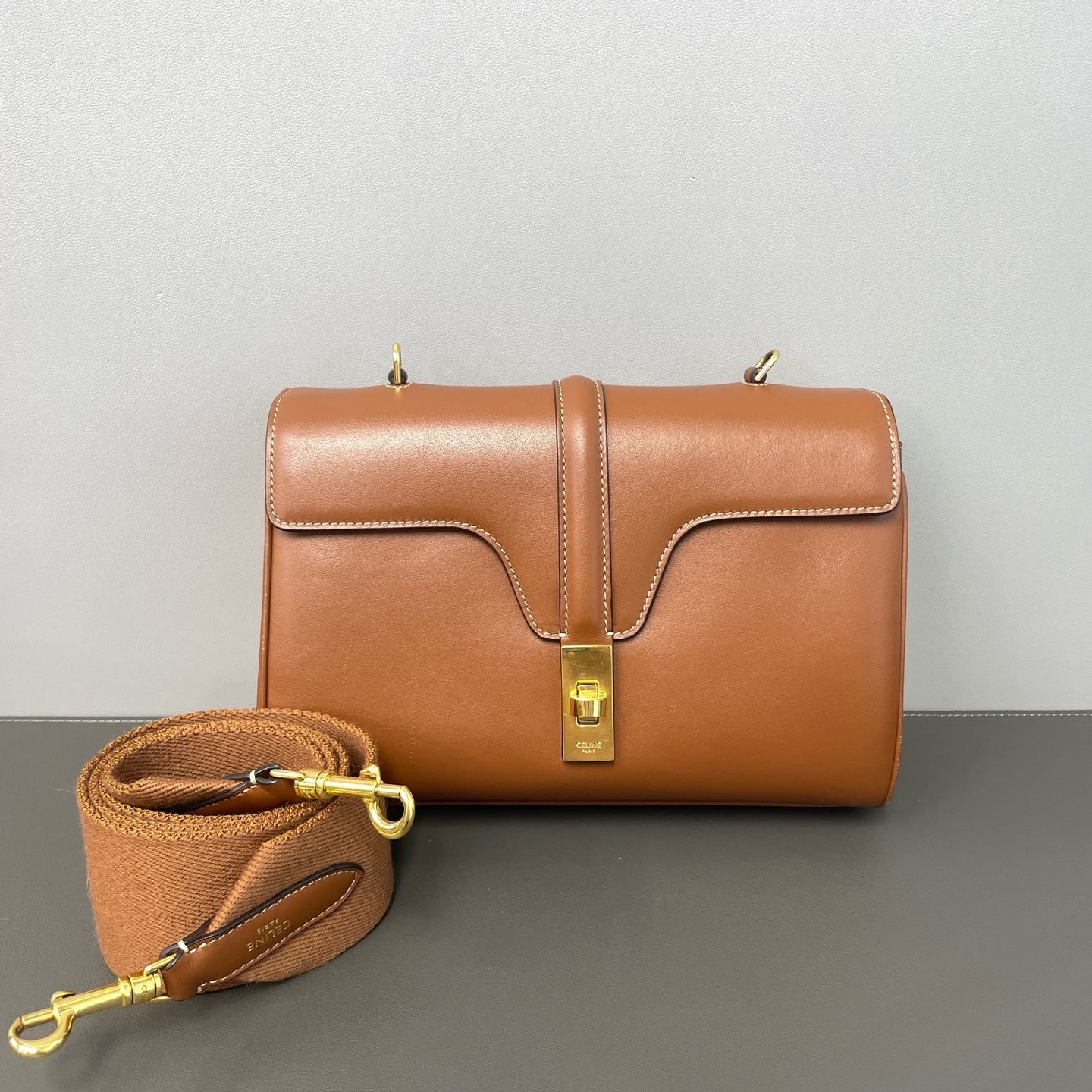 Celine - Soft 16 - Leather - Brown - (small)