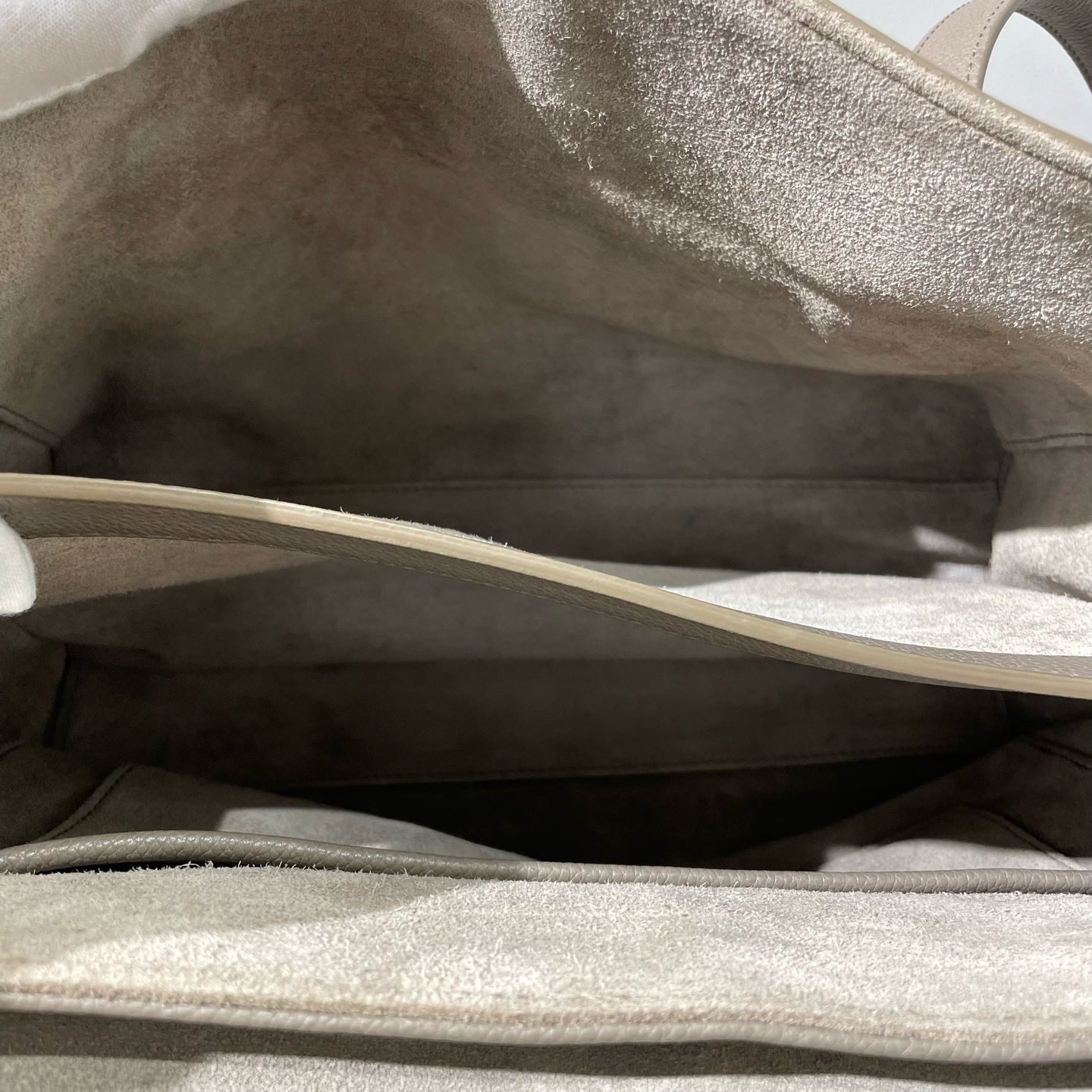 Celine - Soft 16 - Leather - Grey - (medium)