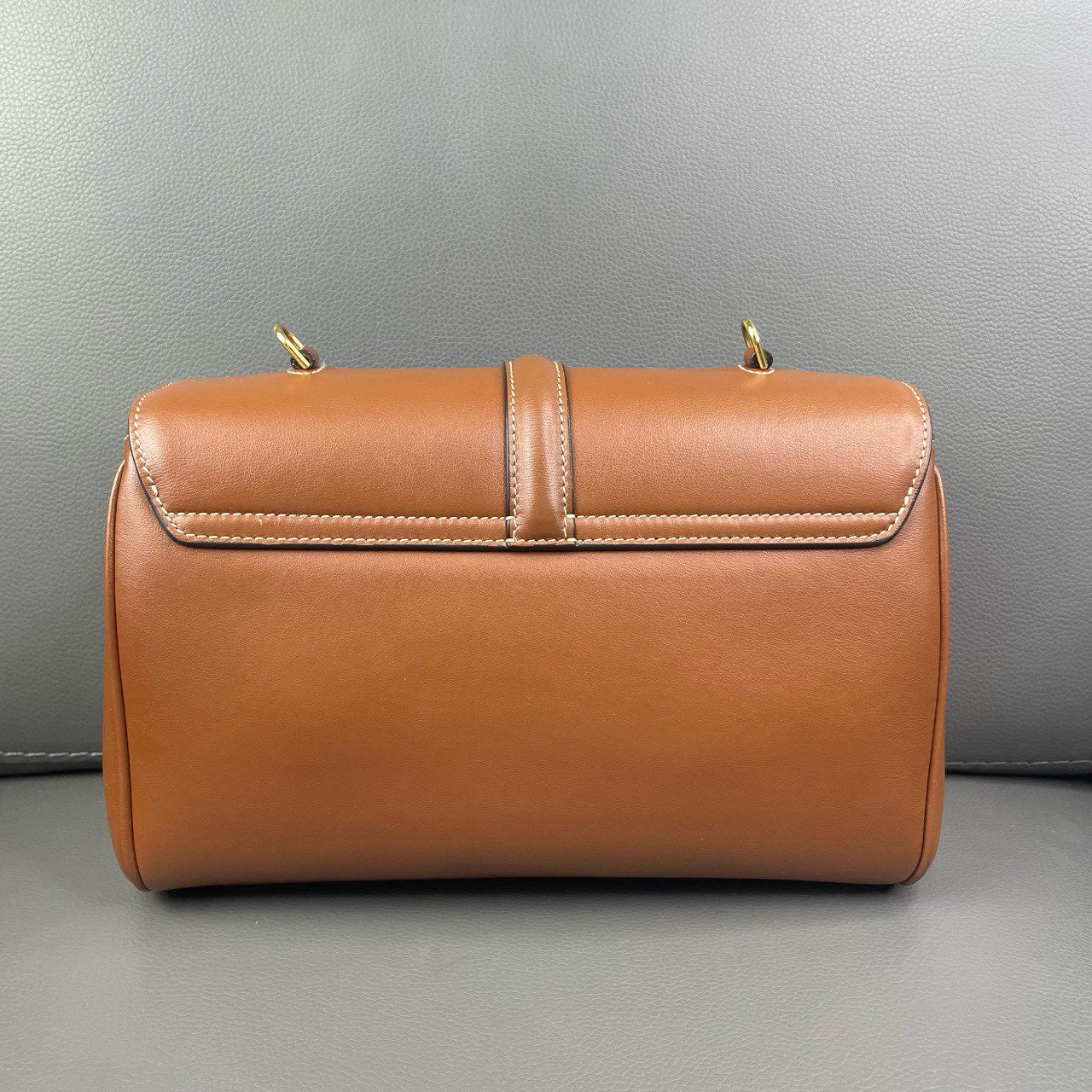 Celine - Soft 16 Small - Cowhide leather - Caramel - (Small)