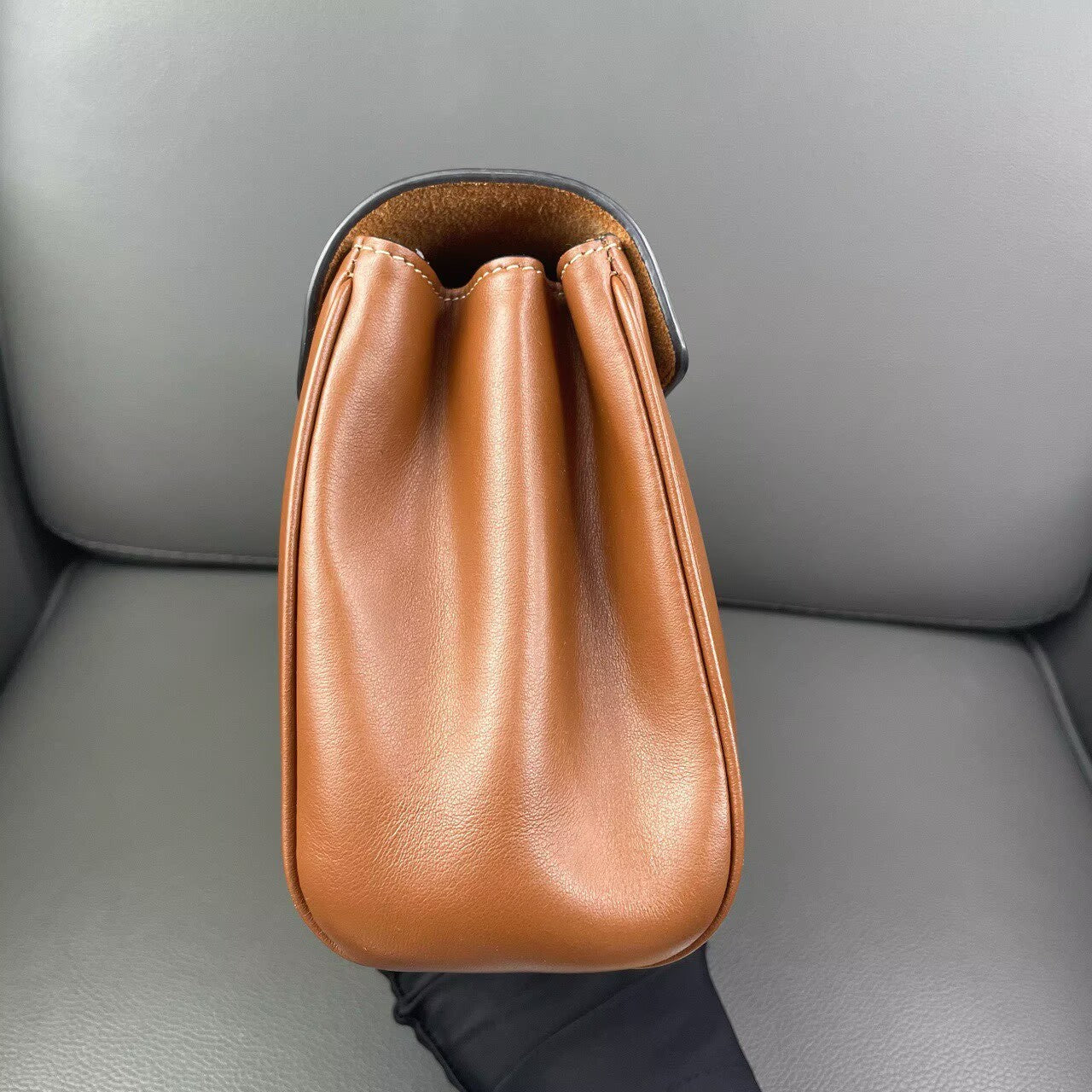 Celine - Soft 16 Small - Cowhide leather - Caramel - (Small)