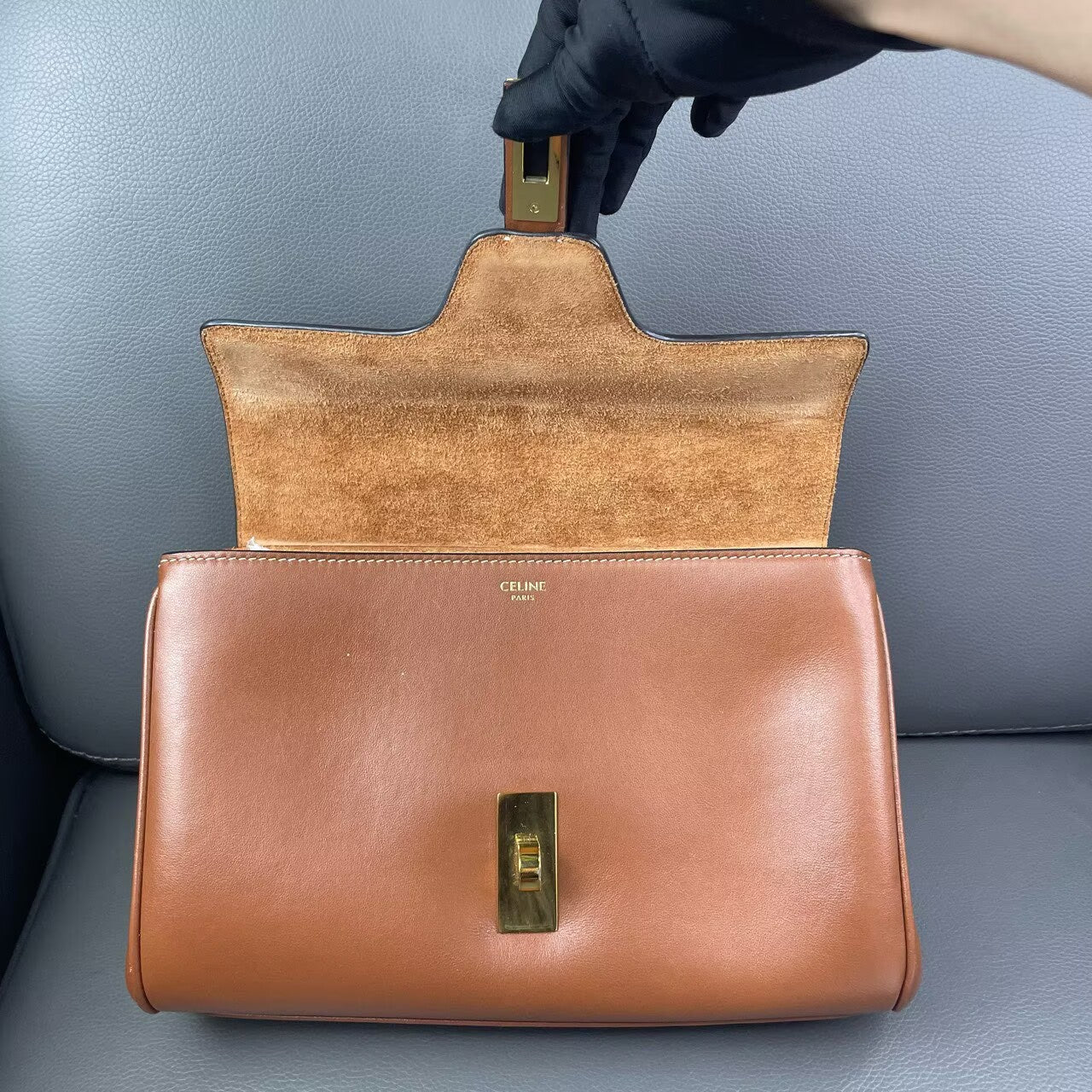 Celine - Soft 16 Small - Cowhide leather - Caramel - (Small)
